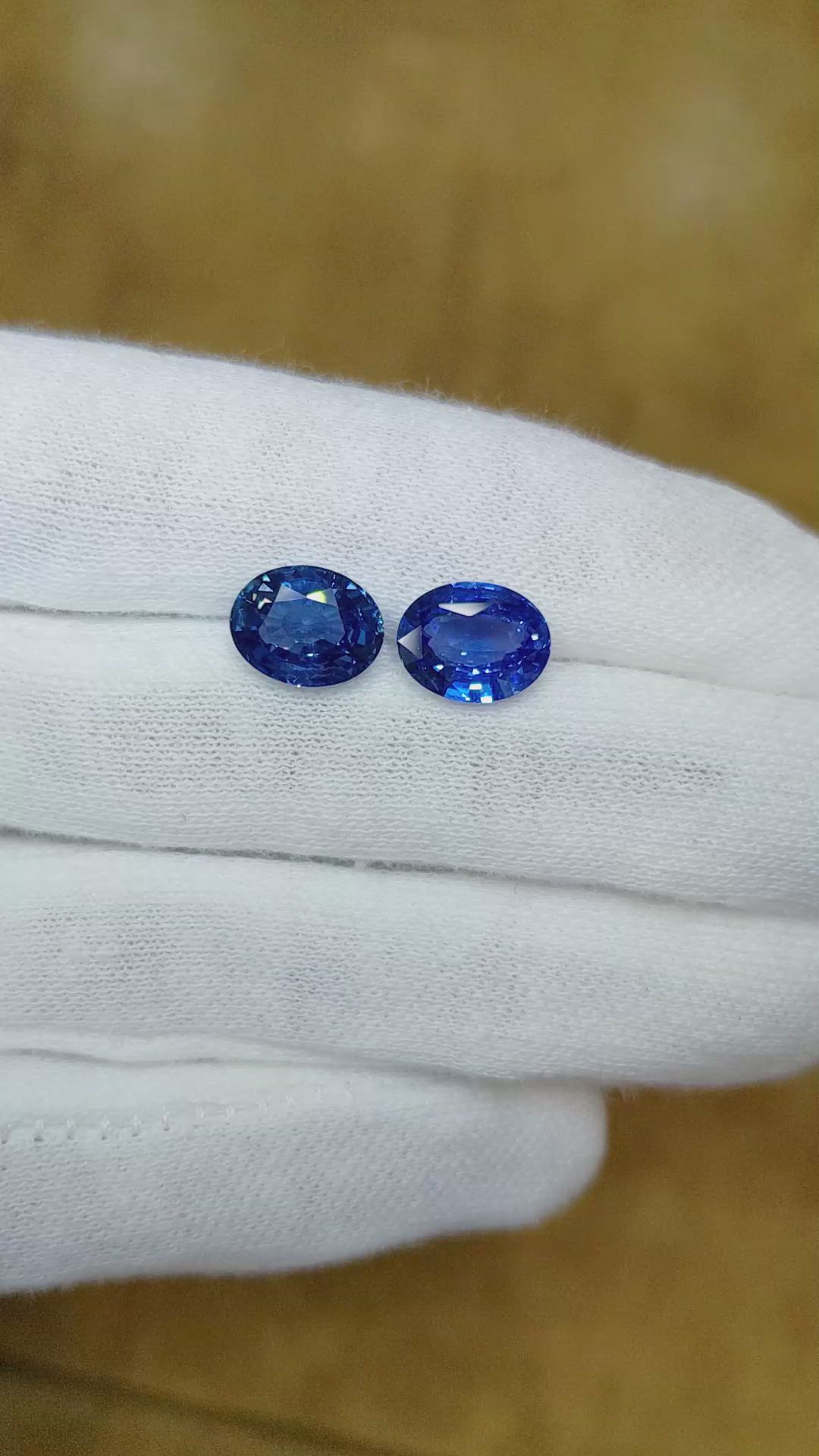 6.03&nbsp;Ct.Tw.Total Carat Weight Blue Sapphire Pair from Ceylon (Sri Lanka) Size Video