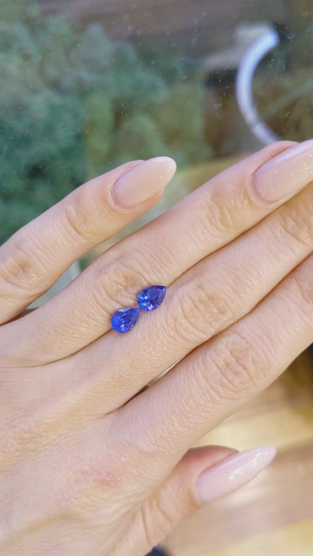 1.58&nbsp;Ct.Tw.Total Carat Weight Blue Sapphire Pair from Ceylon (Sri Lanka) Size Video