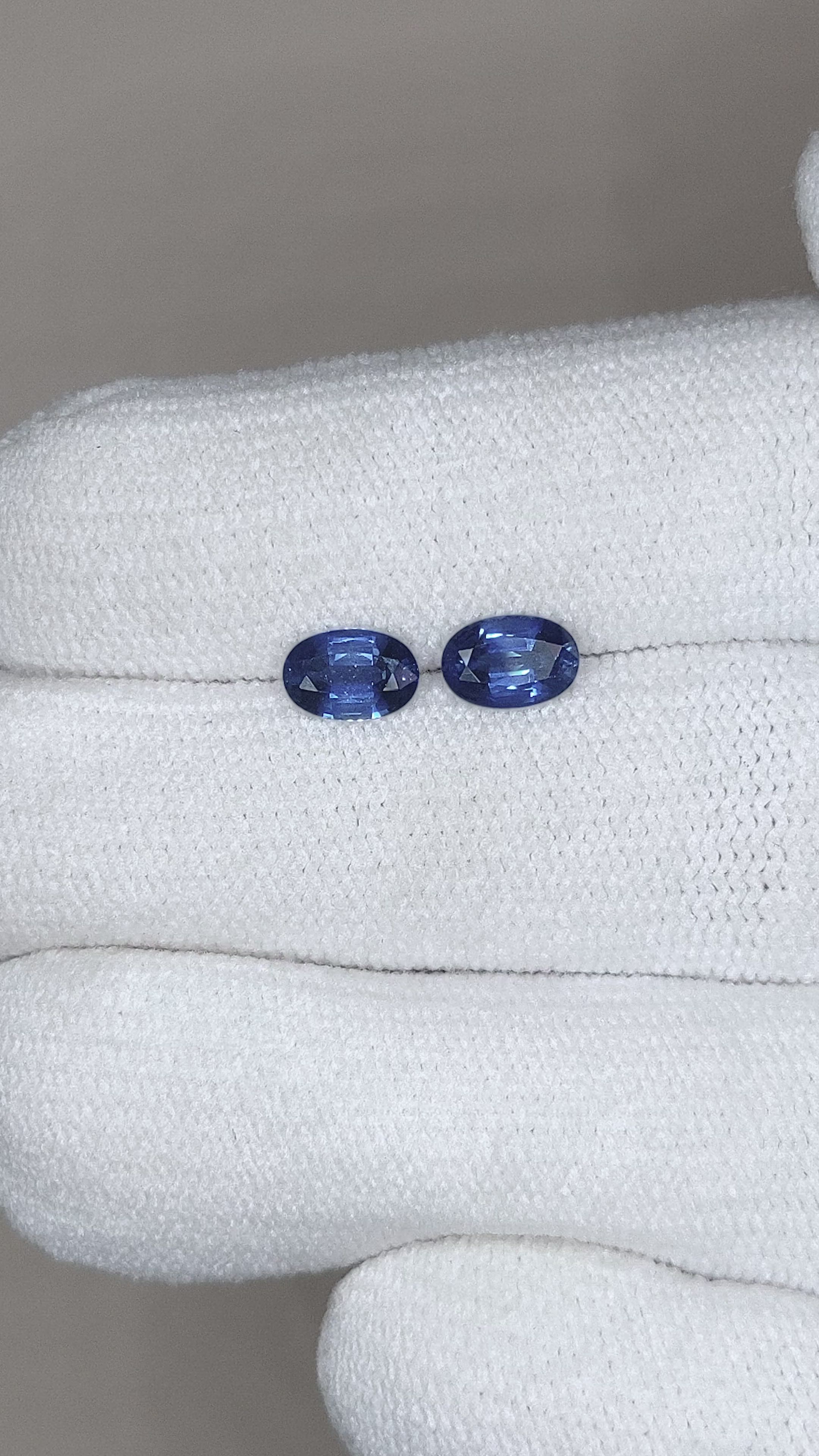 1.28 Ct.Tw.Total Carat Weight Blue Sapphire Pair from Ceylon (Sri Lanka) Size Video