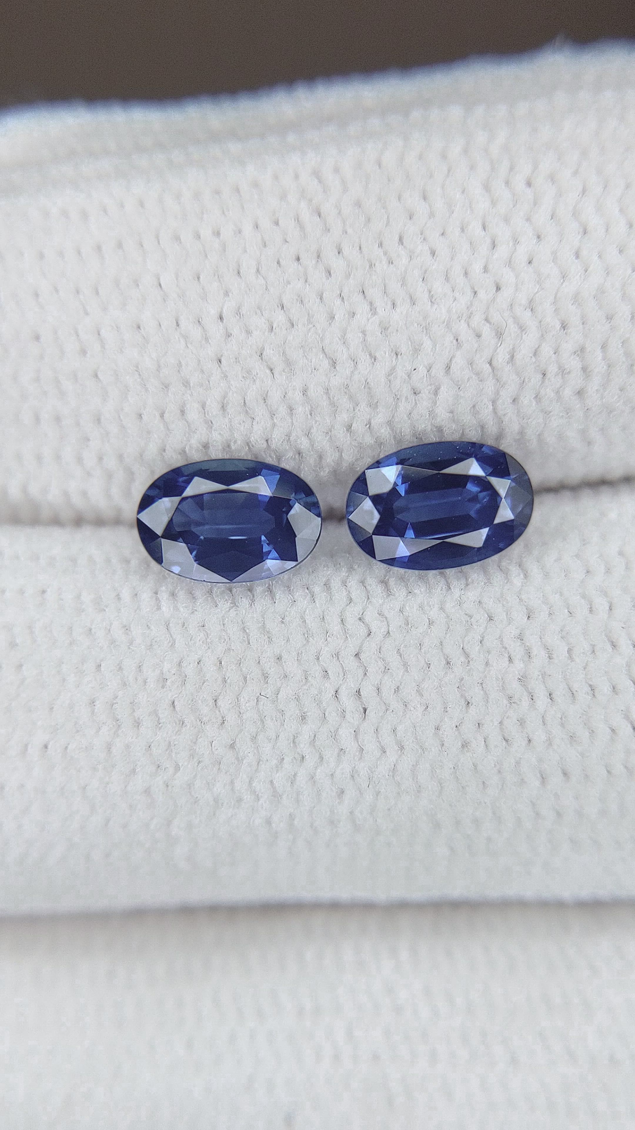 1.28 Ct.Tw.Total Carat Weight Blue Sapphire Pair from Ceylon (Sri Lanka) Size Video