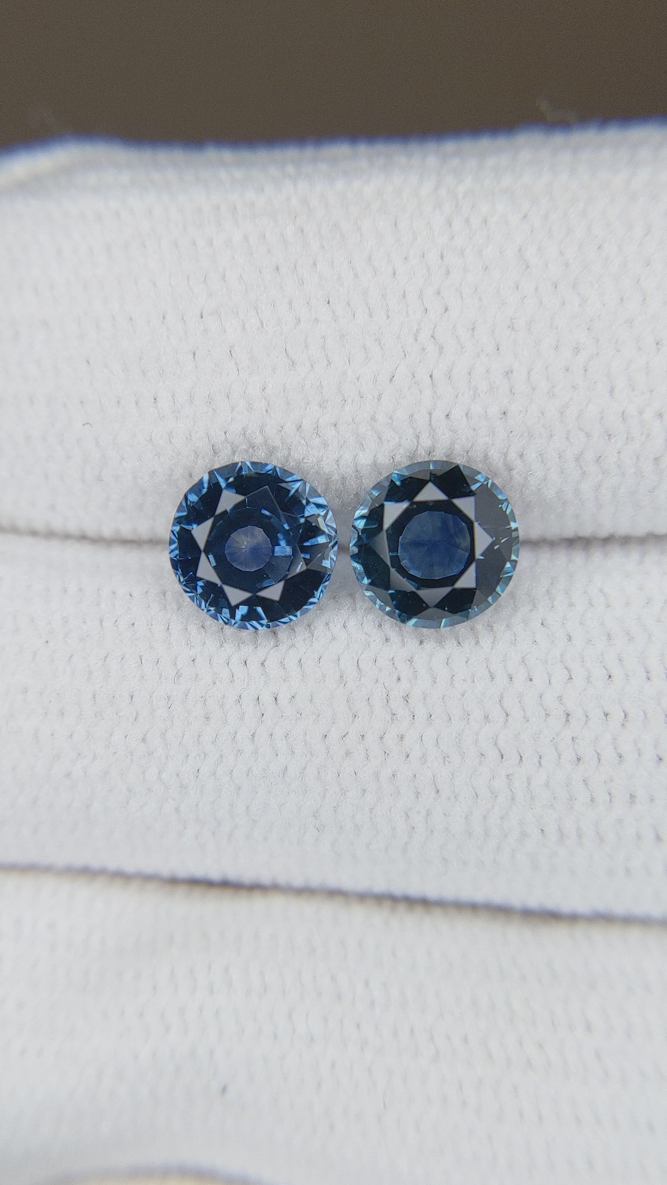 2.14&nbsp;Ct.Tw.Total Carat Weight Blue Sapphire Pair from Madagascar Size Video