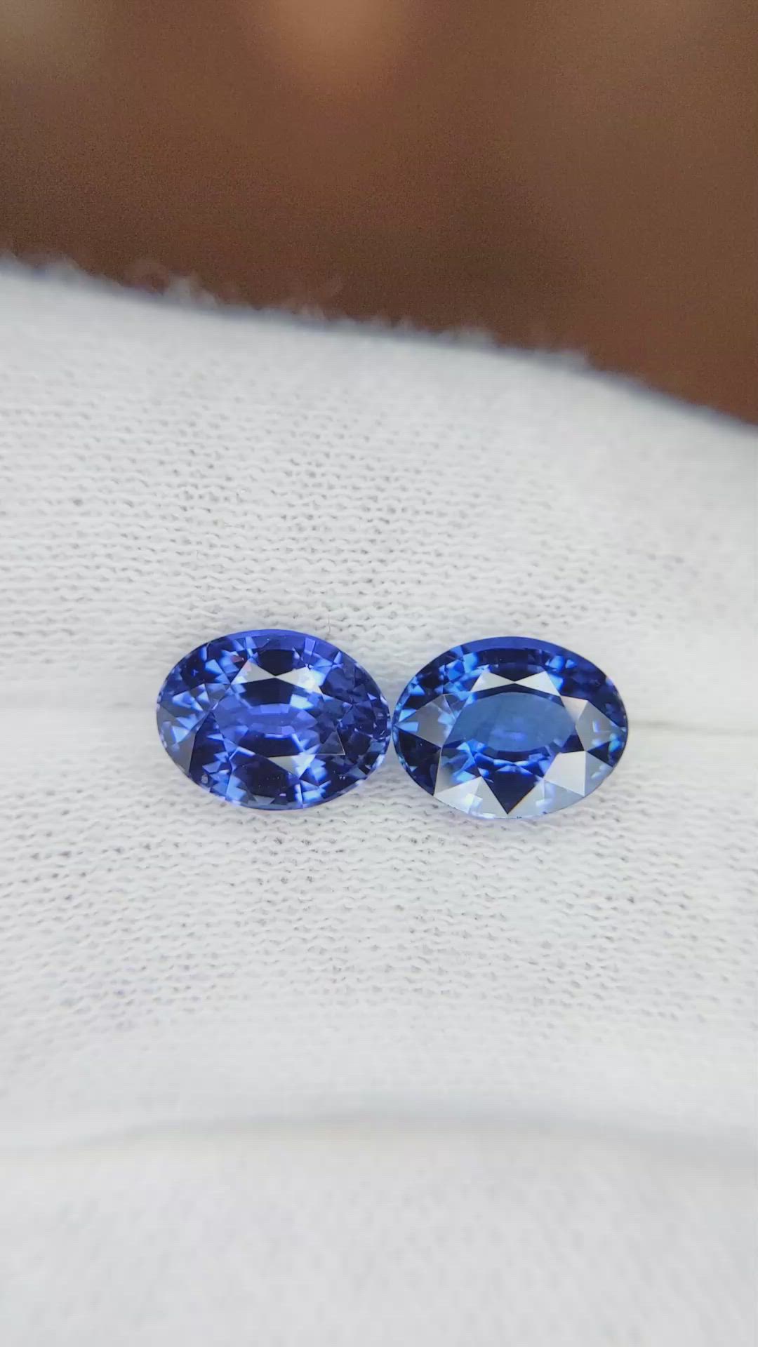 4.70 Ct.Tw.Total Carat Weight Blue Sapphire Pair from Ceylon (Sri Lanka) Size Video