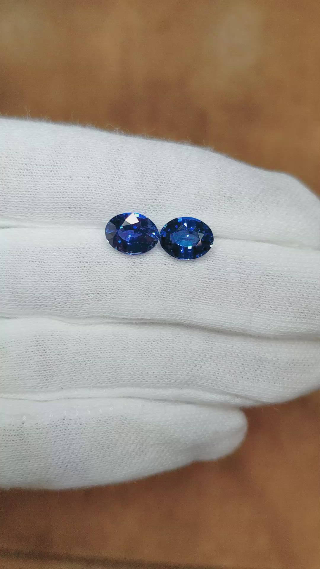 4.70 Ct.Tw.Total Carat Weight Blue Sapphire Pair from Ceylon (Sri Lanka) Size Video