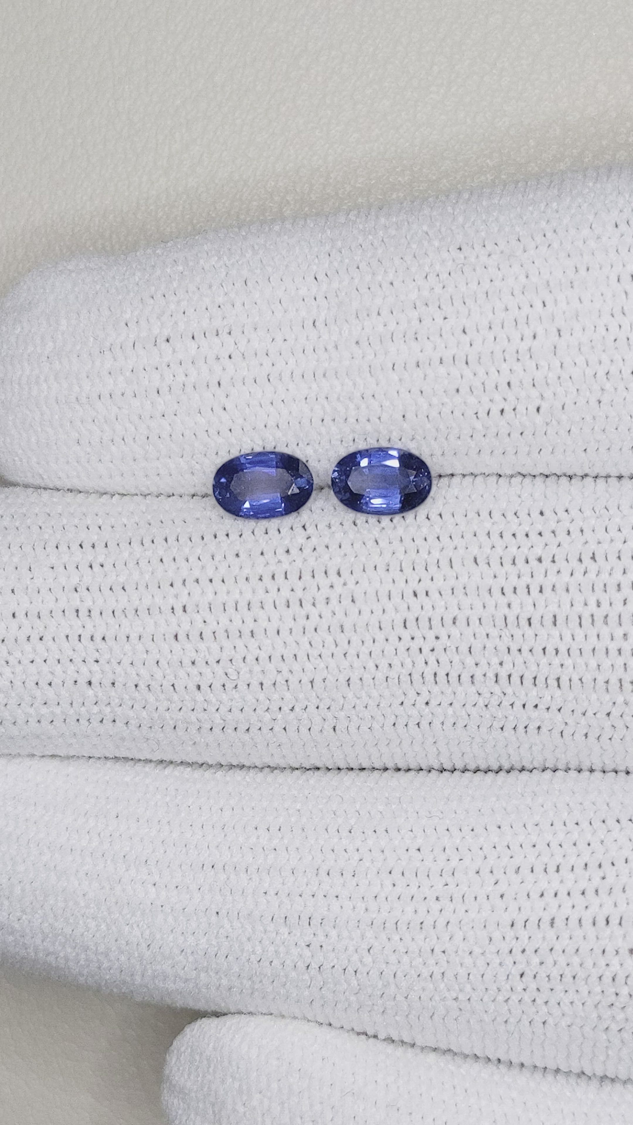 1.22 Ct.Tw.Total Carat Weight Blue Sapphire Pair from Ceylon (Sri Lanka) Size Video