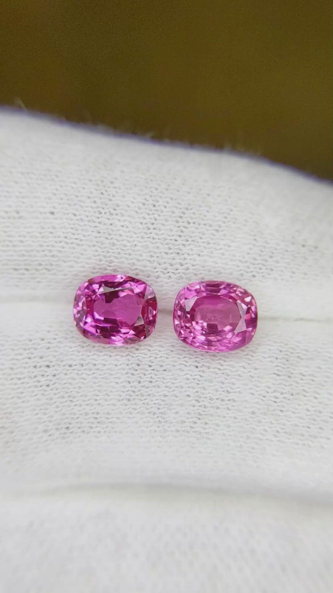 4.00&nbsp;Ct.Tw.Total Carat Weight Pink Sapphire Pair from Ceylon (Sri Lanka) Size Video