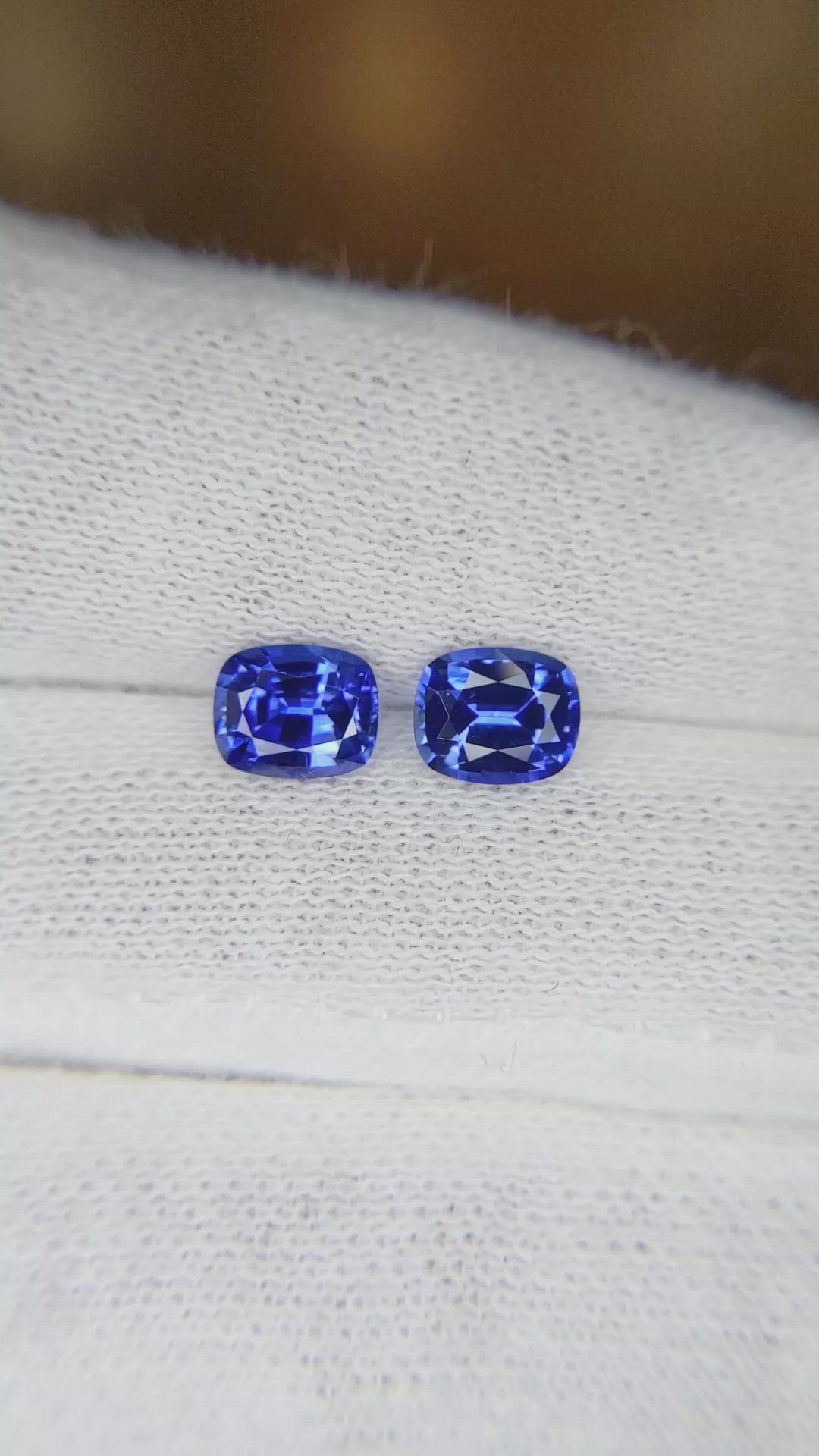 1.71 Ct.Tw.Total Carat Weight Blue Sapphire Pair from Ceylon (Sri Lanka) Size Video