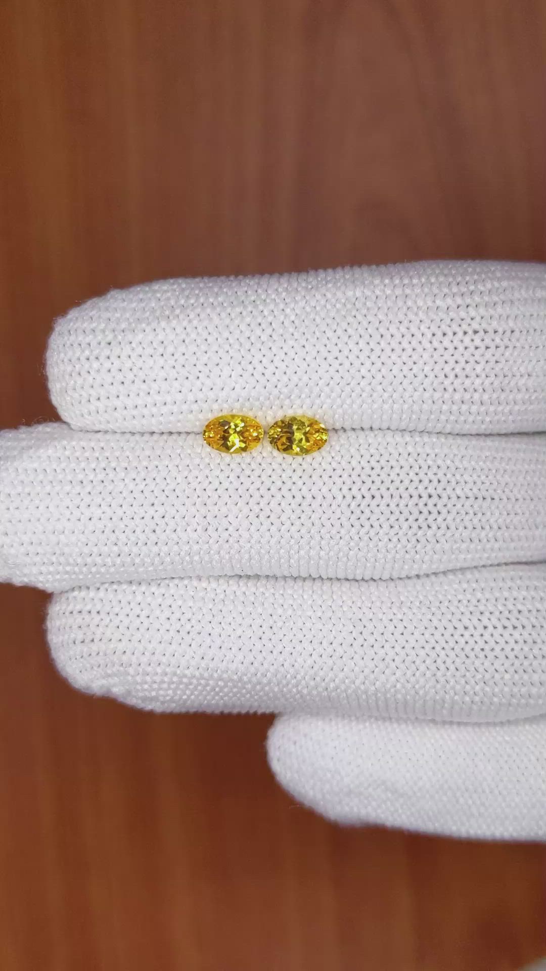1.04 Ct.Tw.Total Carat Weight Yellow Sapphire Pair from Ceylon (Sri Lanka) Size Video