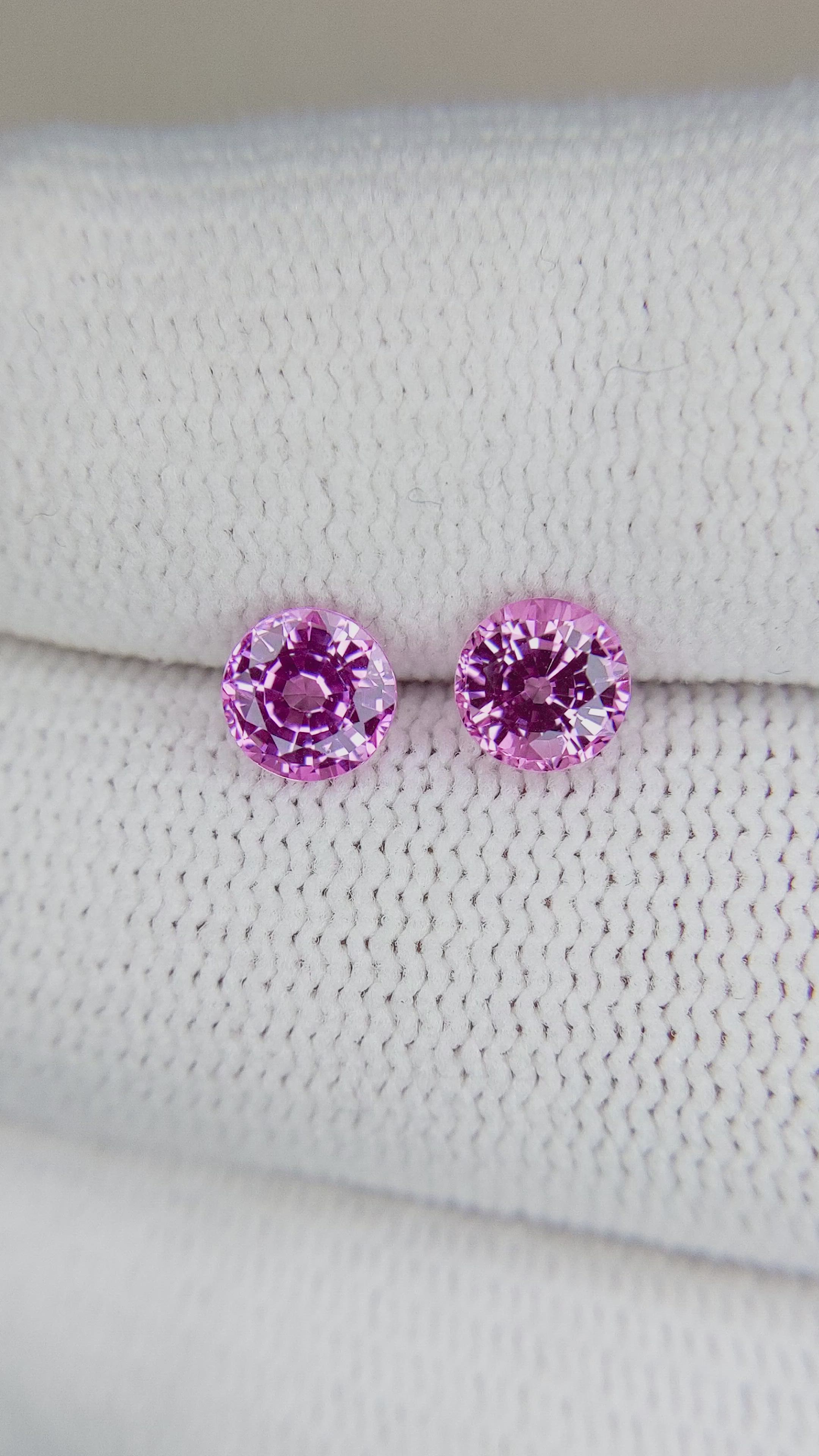 1.42&nbsp;Ct.Tw.Total Carat Weight Pink Sapphire Pair from Ceylon (Sri Lanka) Size Video