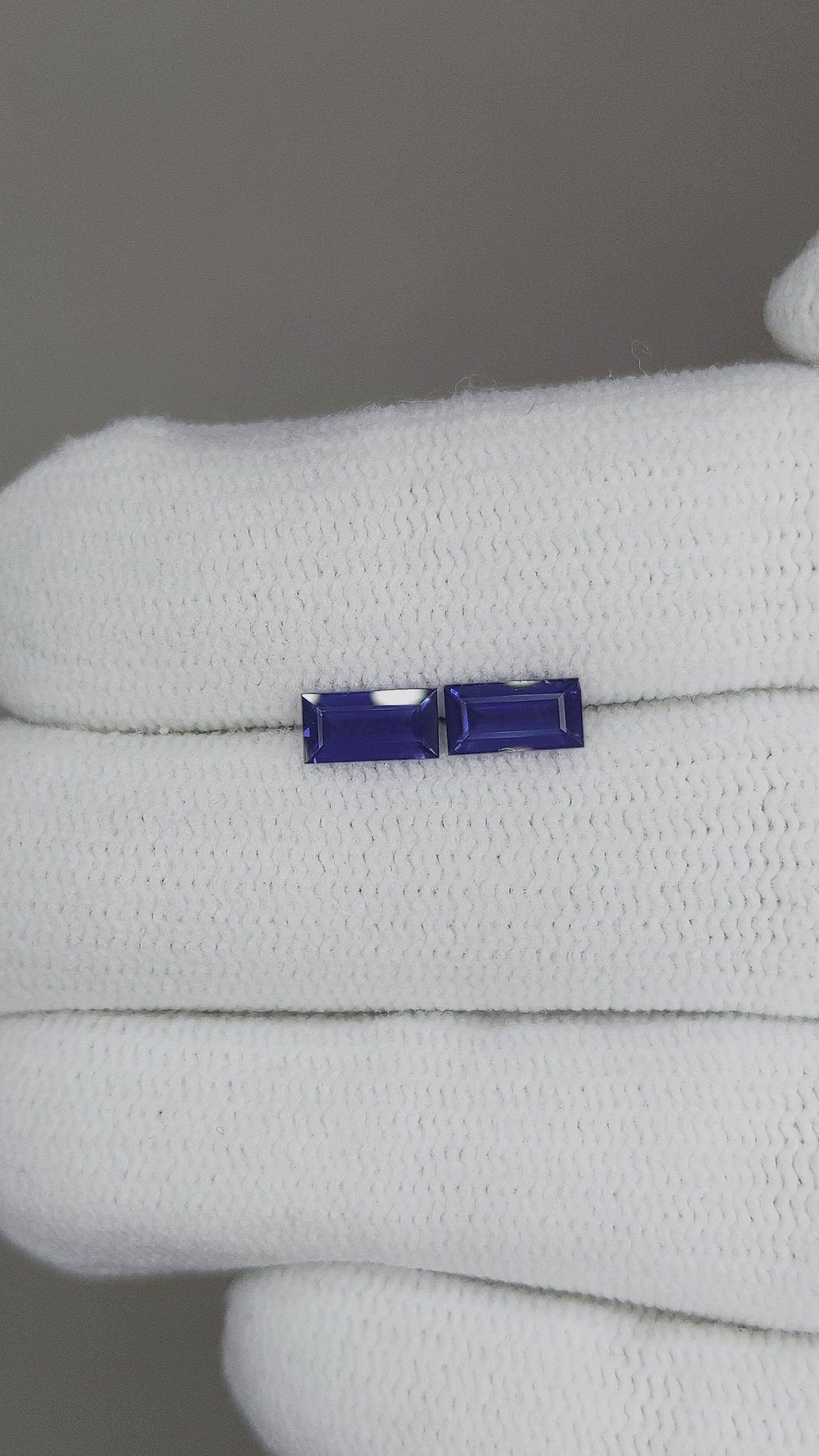0.87 Ct.Tw.Total Carat Weight Blue Sapphire Pair from Ceylon (Sri Lanka) Size Video