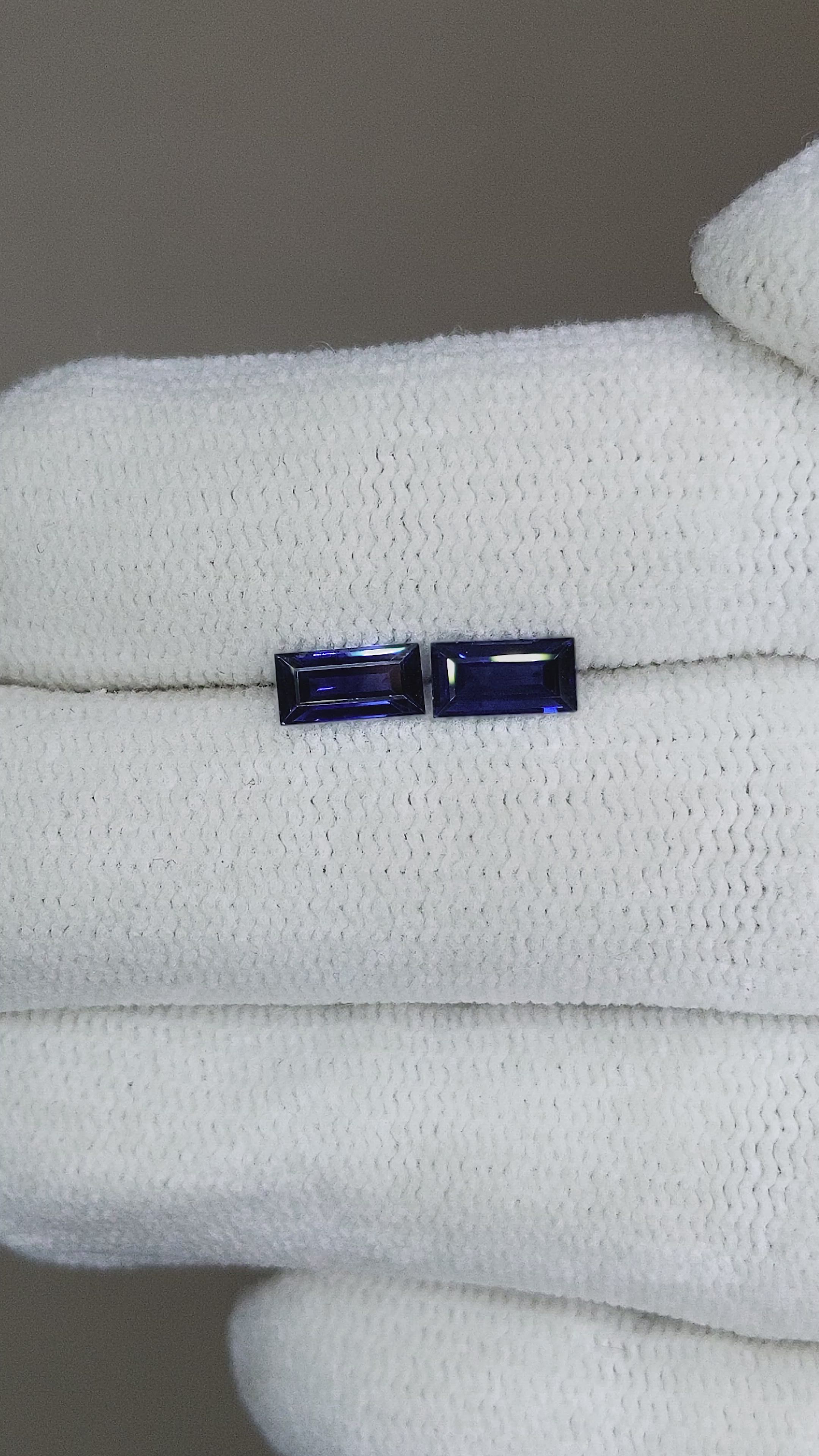 0.88 Ct.Tw.Total Carat Weight Blue Sapphire Pair from Ceylon (Sri Lanka) Size Video