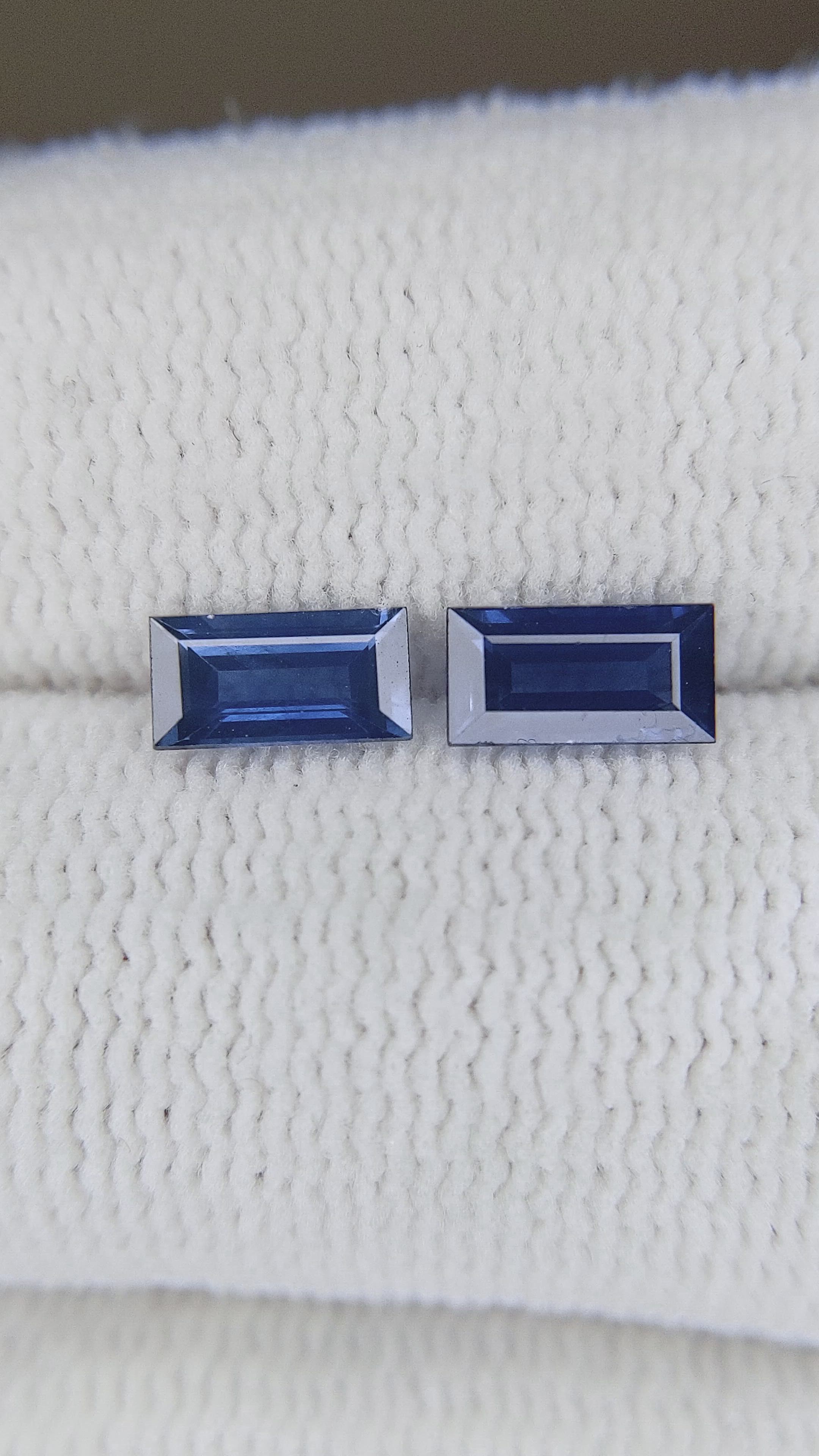 0.94 Ct.Tw.Total Carat Weight Blue Sapphire Pair from Ceylon (Sri Lanka) Size Video