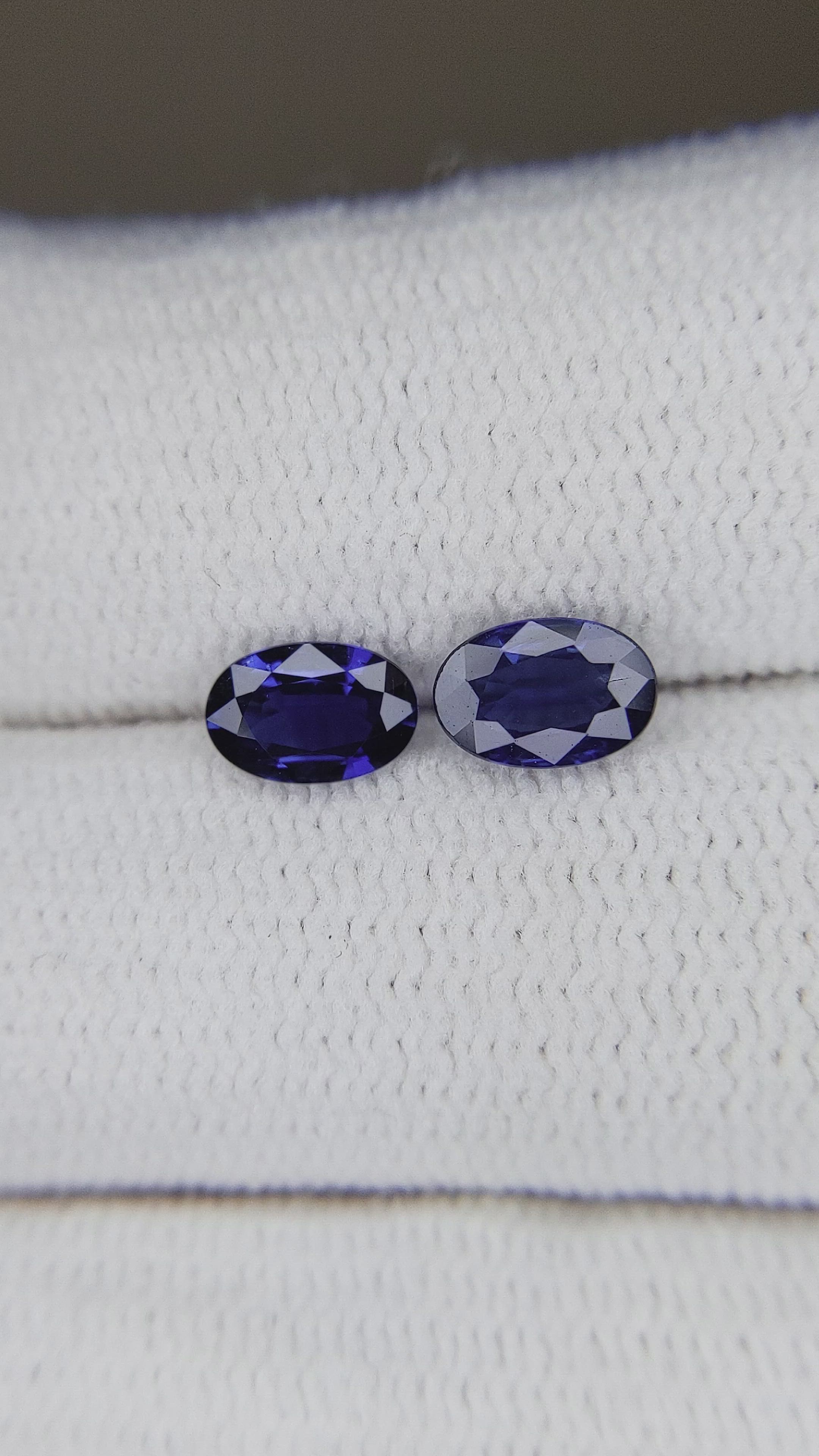 0.99 Ct.Tw.Total Carat Weight Blue Sapphire Pair from Ceylon (Sri Lanka) Size Video