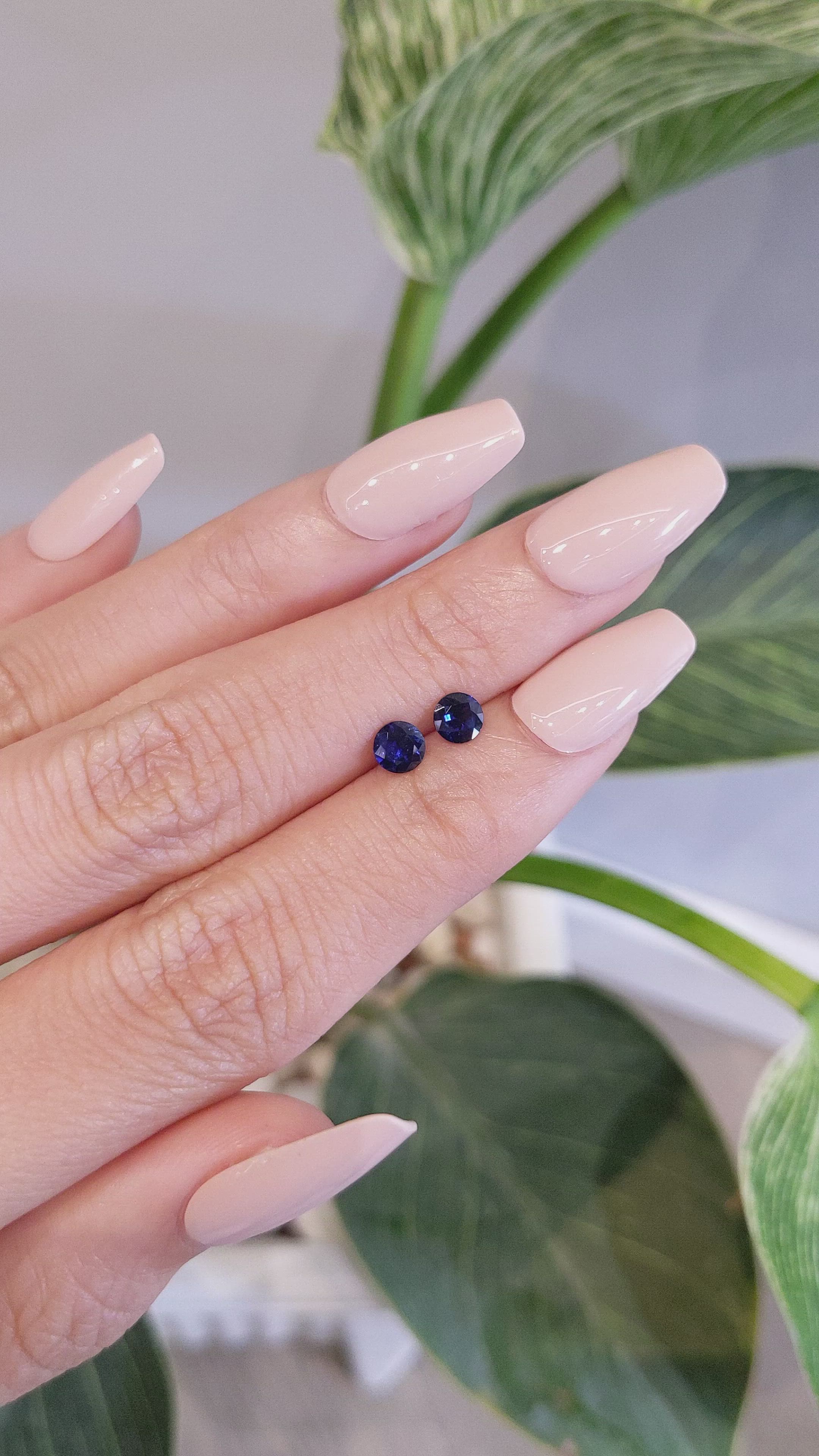 0.72&nbsp;Ct.Tw.Total Carat Weight Blue Sapphire Pair from Ceylon (Sri Lanka) Size Video