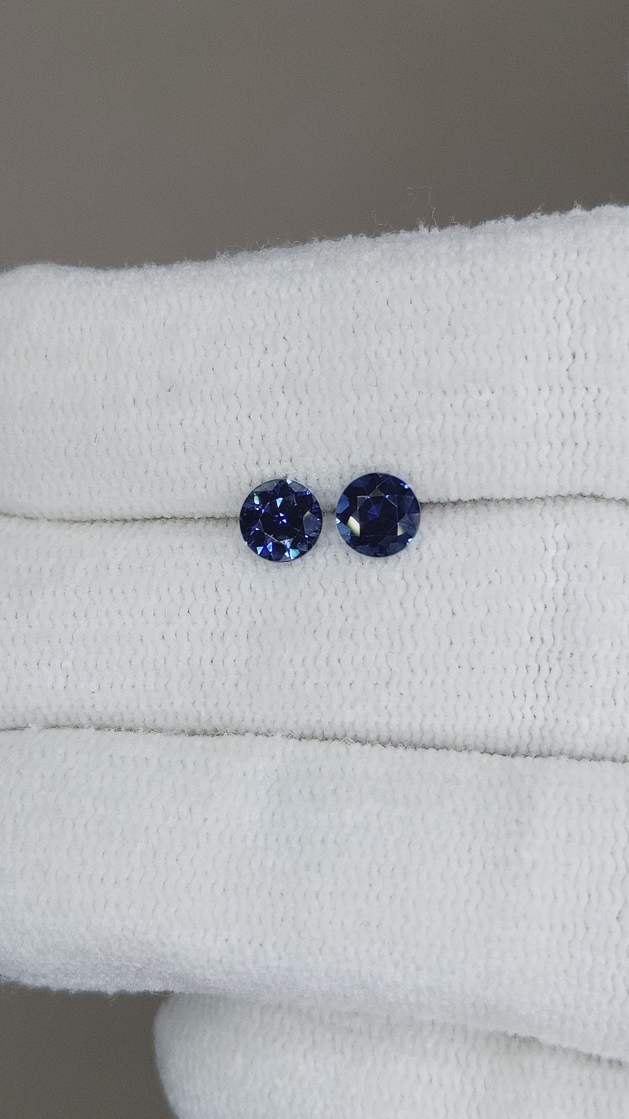 0.90 Ct.Tw.Total Carat Weight Blue Sapphire Pair from Ceylon (Sri Lanka) Size Video