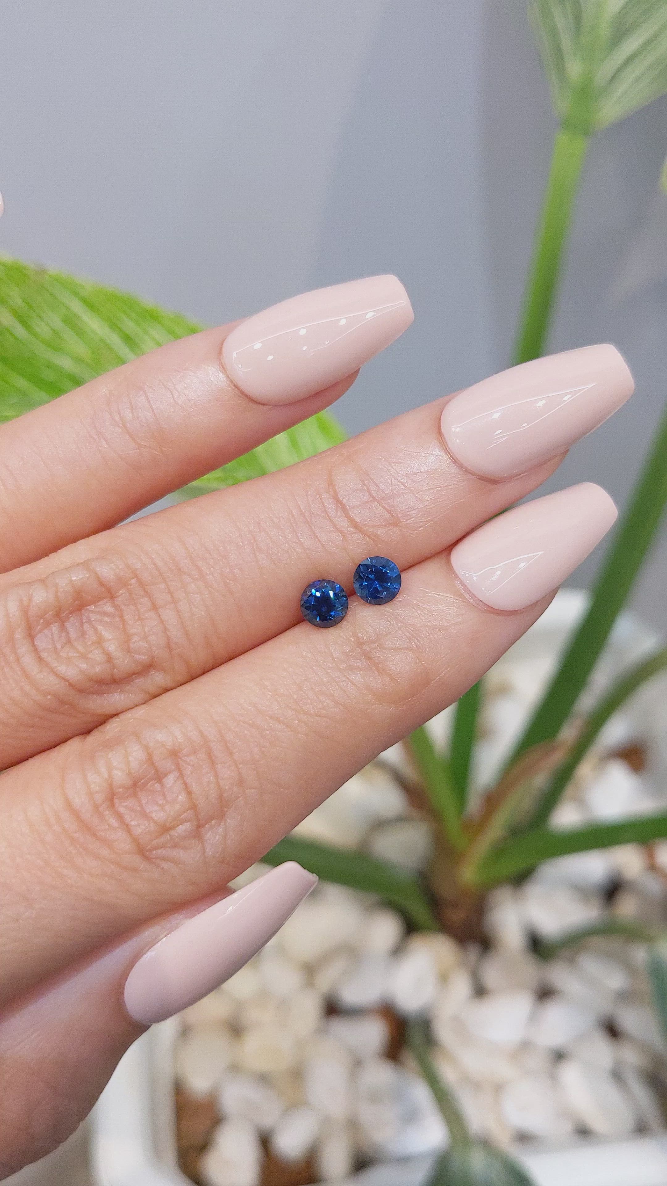 0.97&nbsp;Ct.Tw.Total Carat Weight Blue Sapphire Pair from Ceylon (Sri Lanka) Size Video