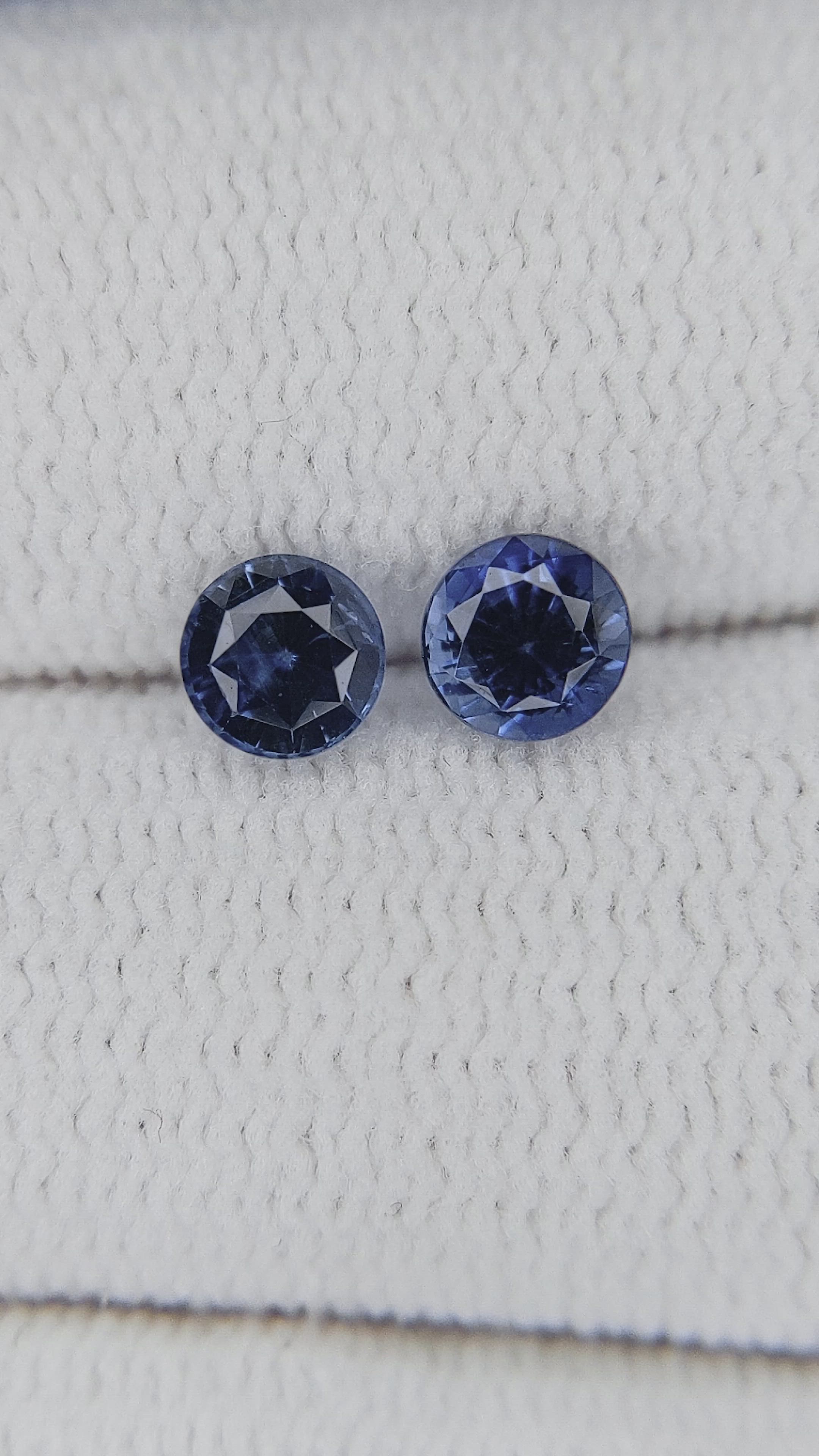 0.84&nbsp;Ct.Tw.Total Carat Weight Blue Sapphire Pair from Ceylon (Sri Lanka) Size Video