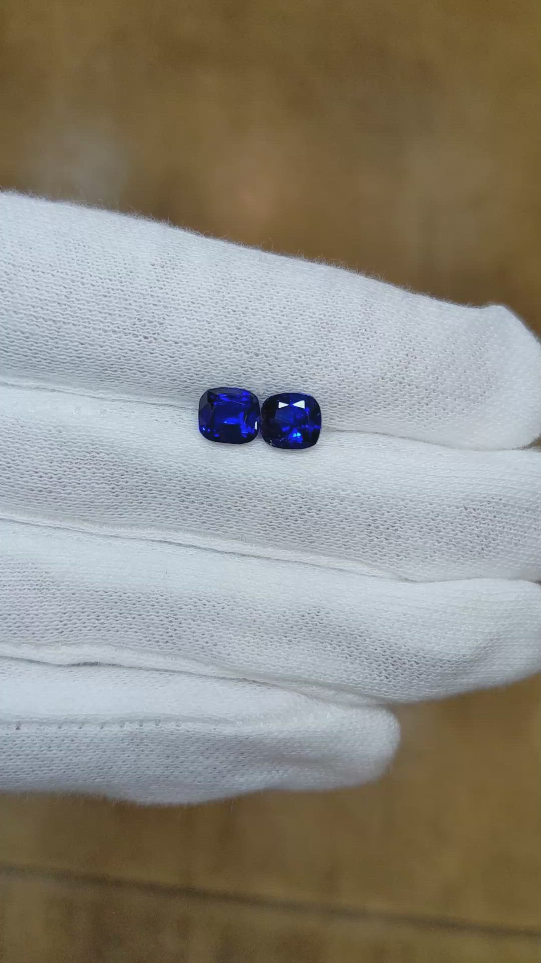 3.07 Ct.Tw.Total Carat Weight Blue Sapphire Pair from Ceylon (Sri Lanka) Size Video