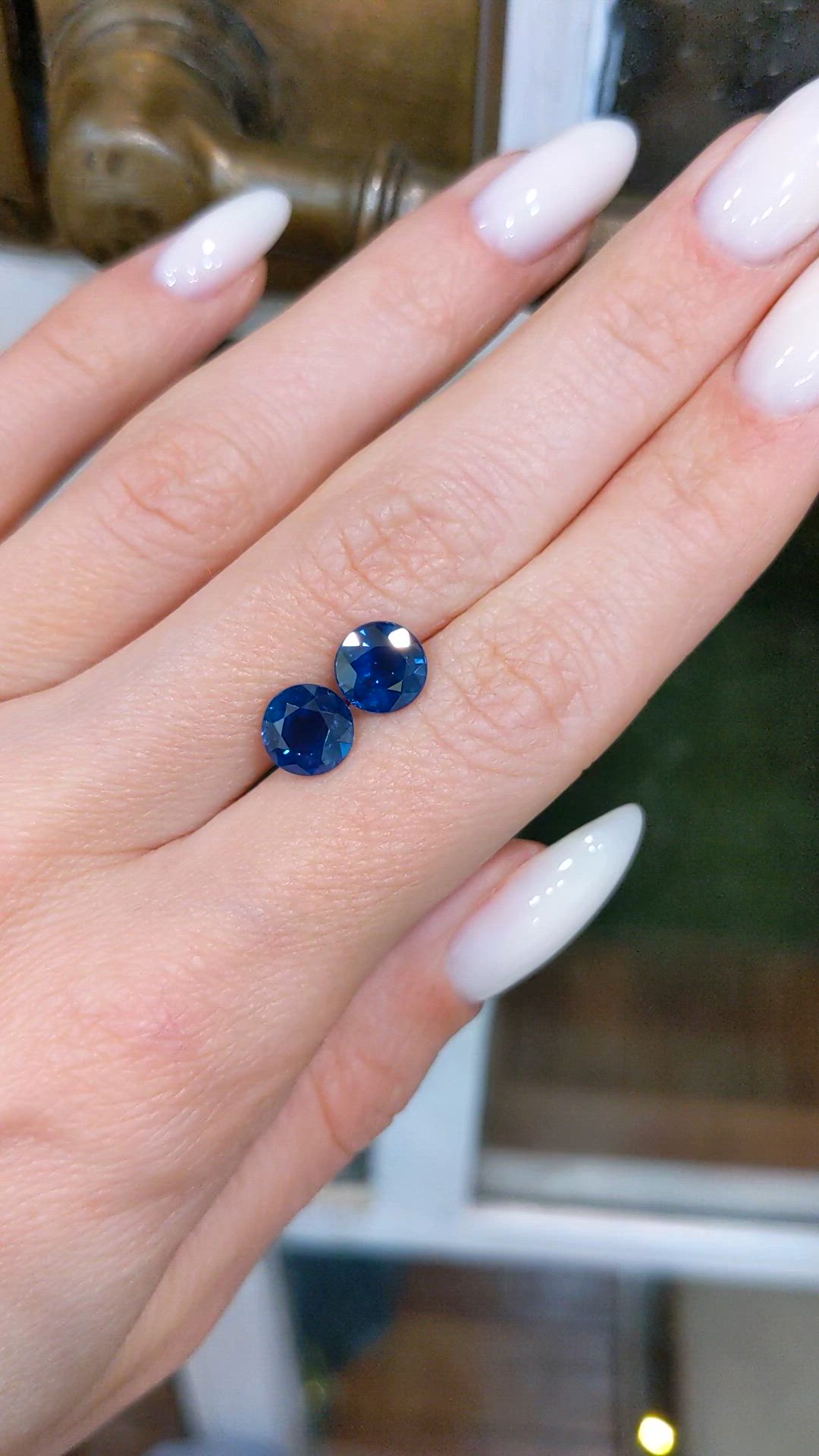 3.88&nbsp;Ct.Tw.Total Carat Weight Blue Sapphire Pair from Ceylon (Sri Lanka) Size Video