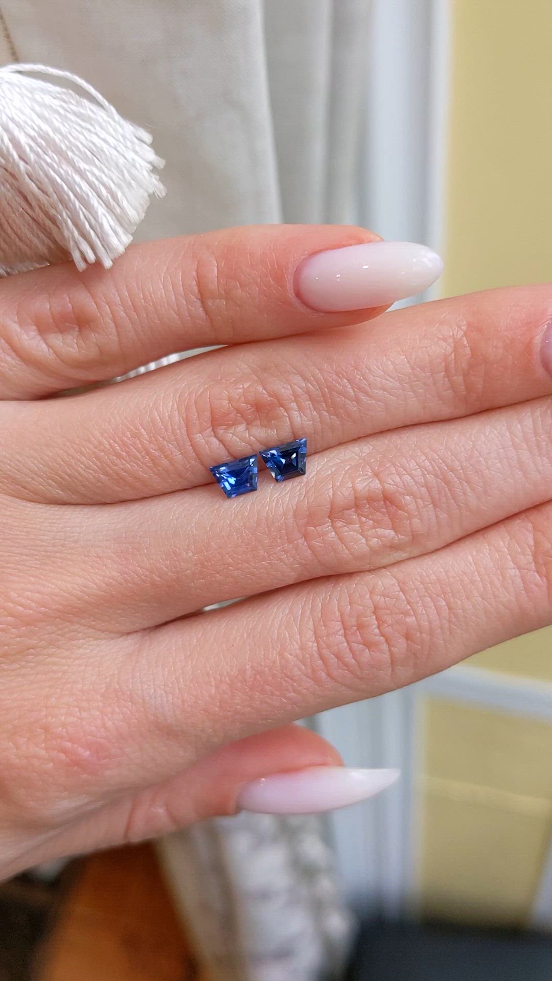 1.09 Ct.Tw.Total Carat Weight Blue Sapphire Pair from Ceylon (Sri Lanka) Size Video