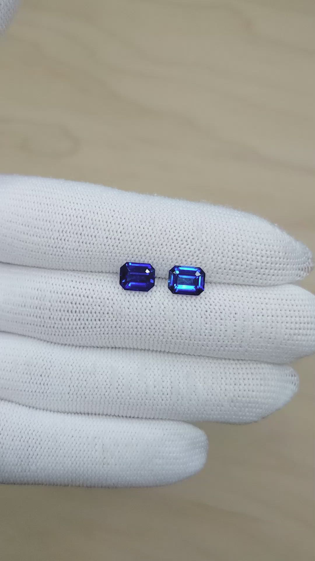 3.87&nbsp;Ct.Tw.Total Carat Weight Blue Sapphire Pair from Ceylon (Sri Lanka) Size Video