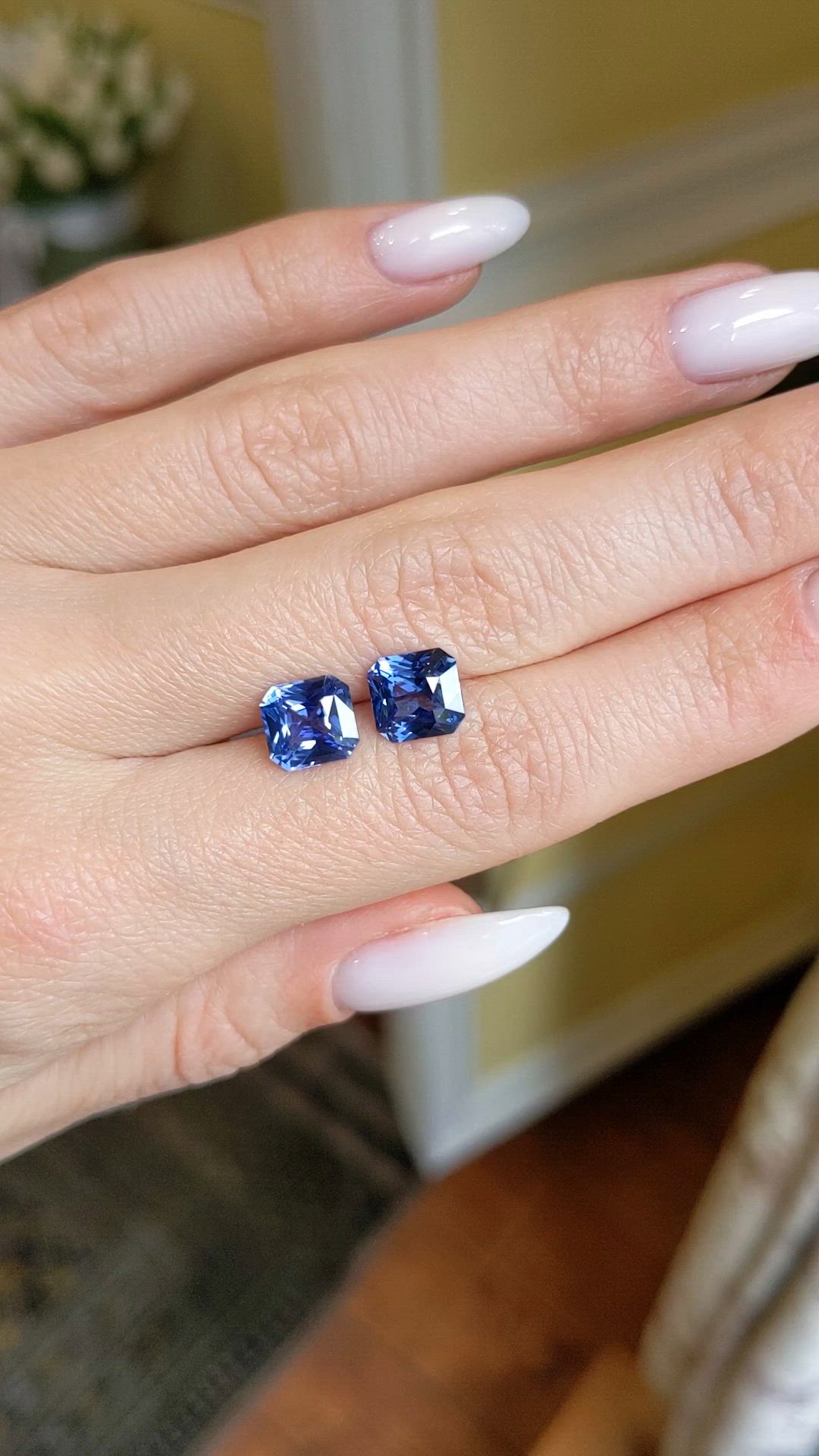 4.38&nbsp;Ct.Tw.Total Carat Weight Blue Sapphire Pair from Ceylon (Sri Lanka) Size Video