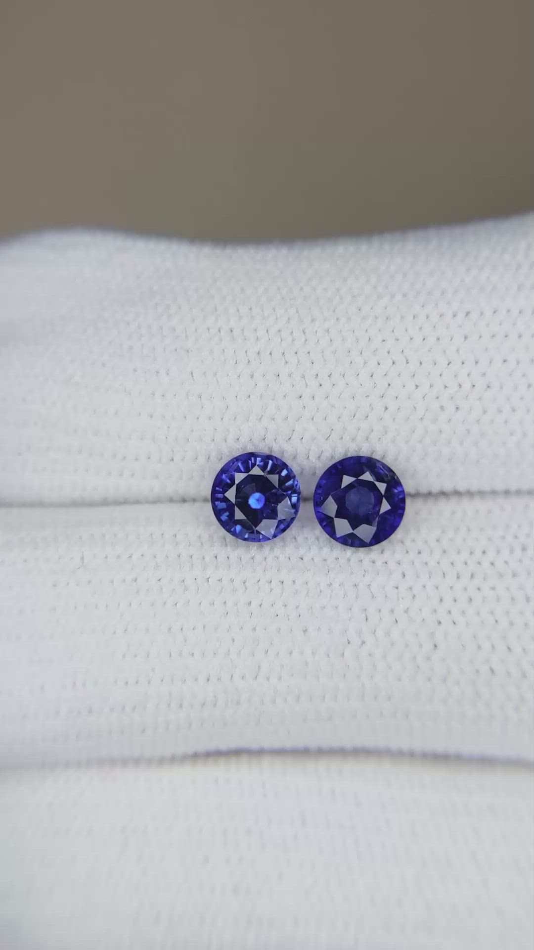 1.27 Ct.Tw.Total Carat Weight Blue Sapphire Pair from Ceylon (Sri Lanka) Size Video