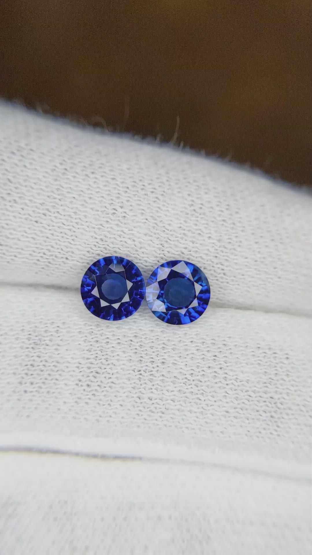 2.15 Ct.Tw.Total Carat Weight Blue Sapphire Pair from Ceylon (Sri Lanka) Size Video