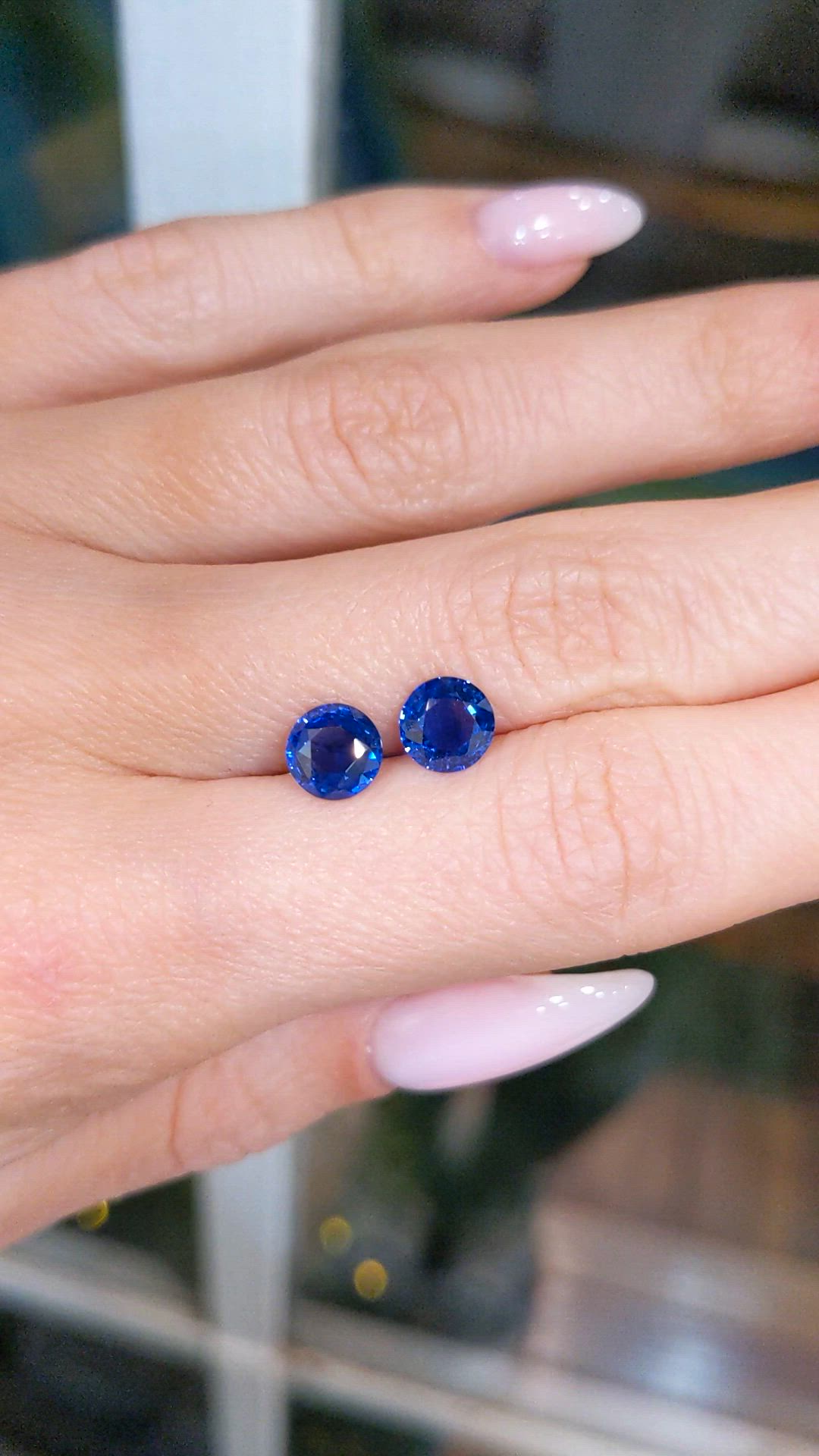 2.43&nbsp;Ct.Tw.Total Carat Weight Blue Sapphire Pair from Ceylon (Sri Lanka) Size Video