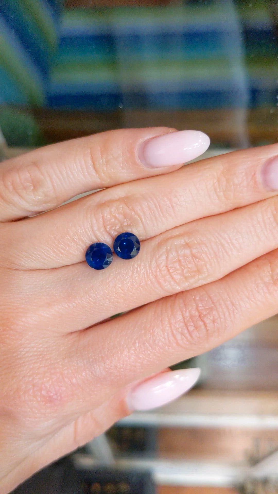 2.70&nbsp;Ct.Tw.Total Carat Weight Blue Sapphire Pair from Ceylon (Sri Lanka) Size Video