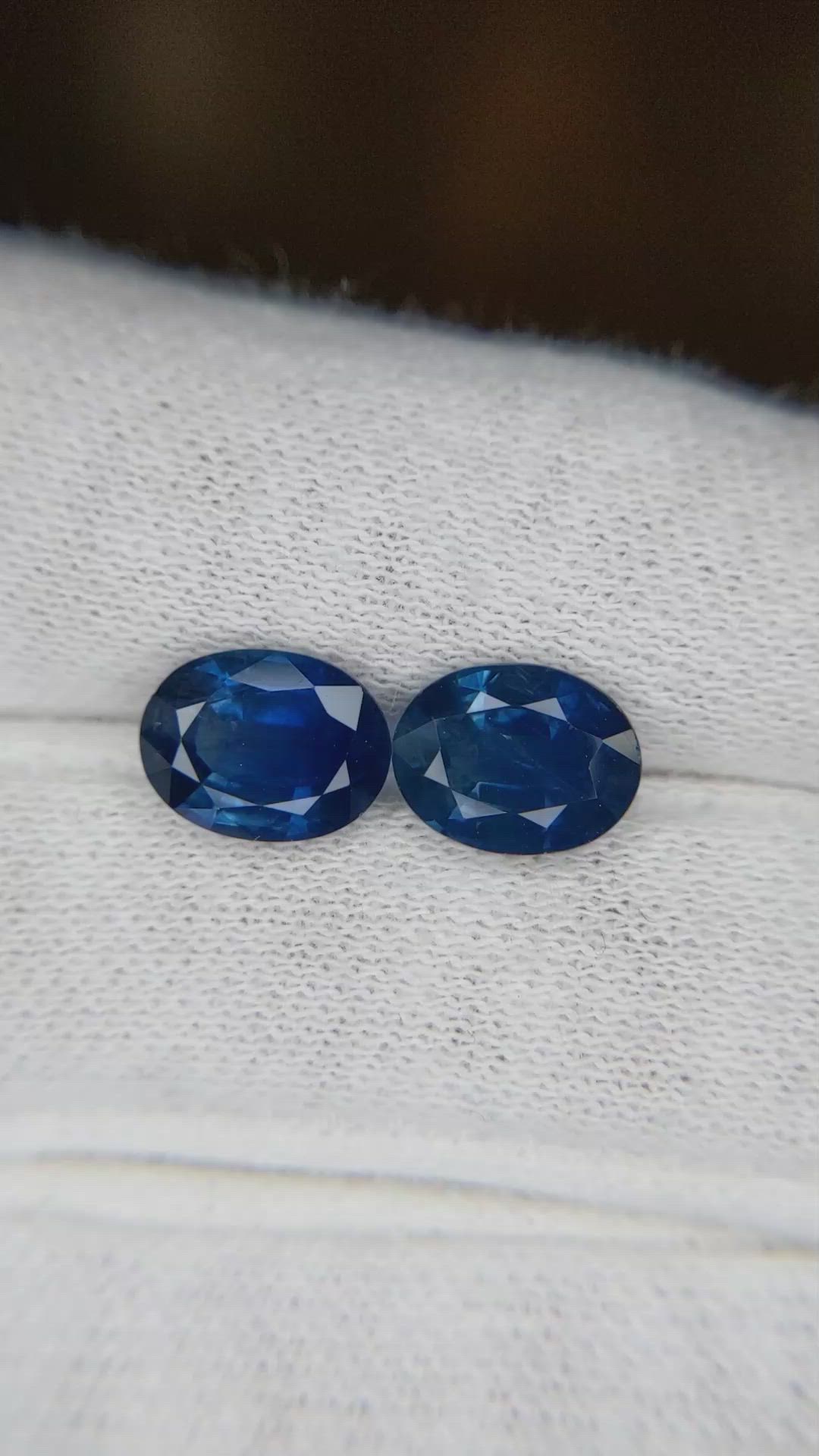 4.28 Ct.Tw.Total Carat Weight Blue Sapphire Pair from Ceylon (Sri Lanka) Size Video