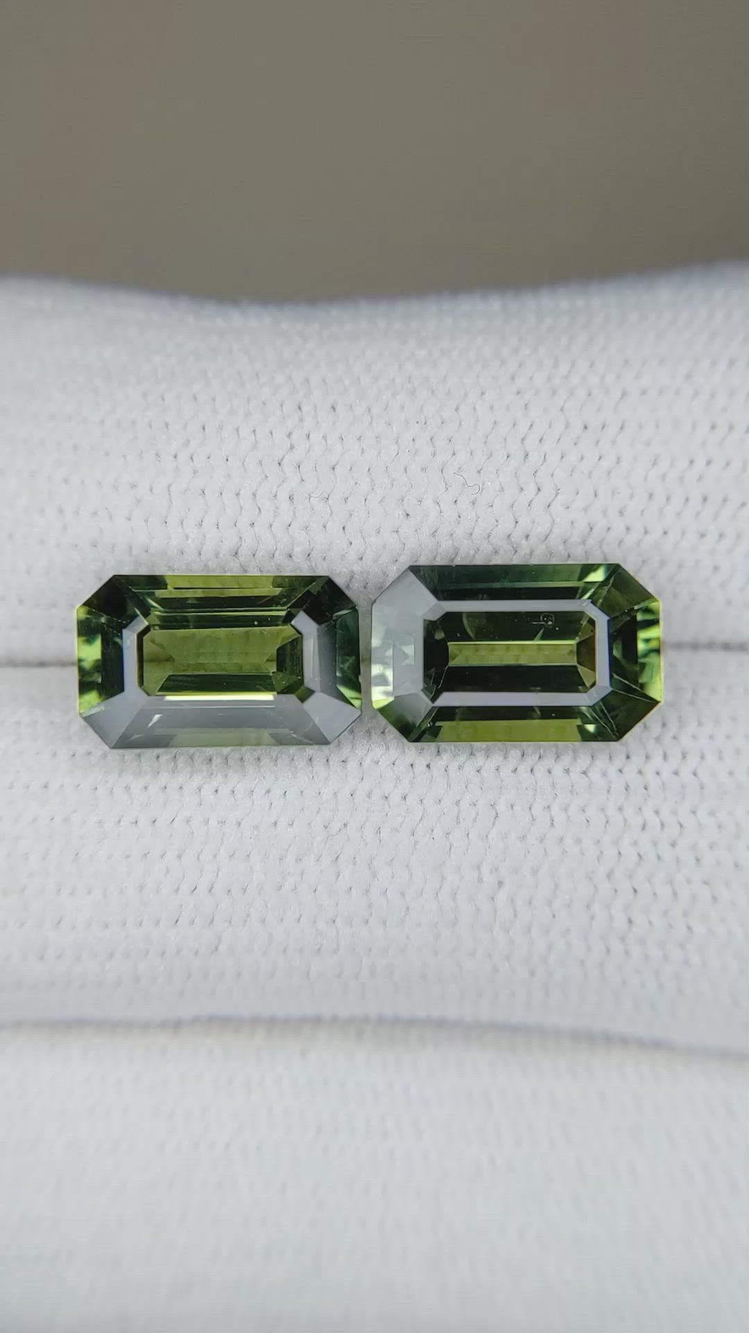 6.85 Ct.Tw.Total Carat Weight Sapphire Pair from Madagascar Size Video