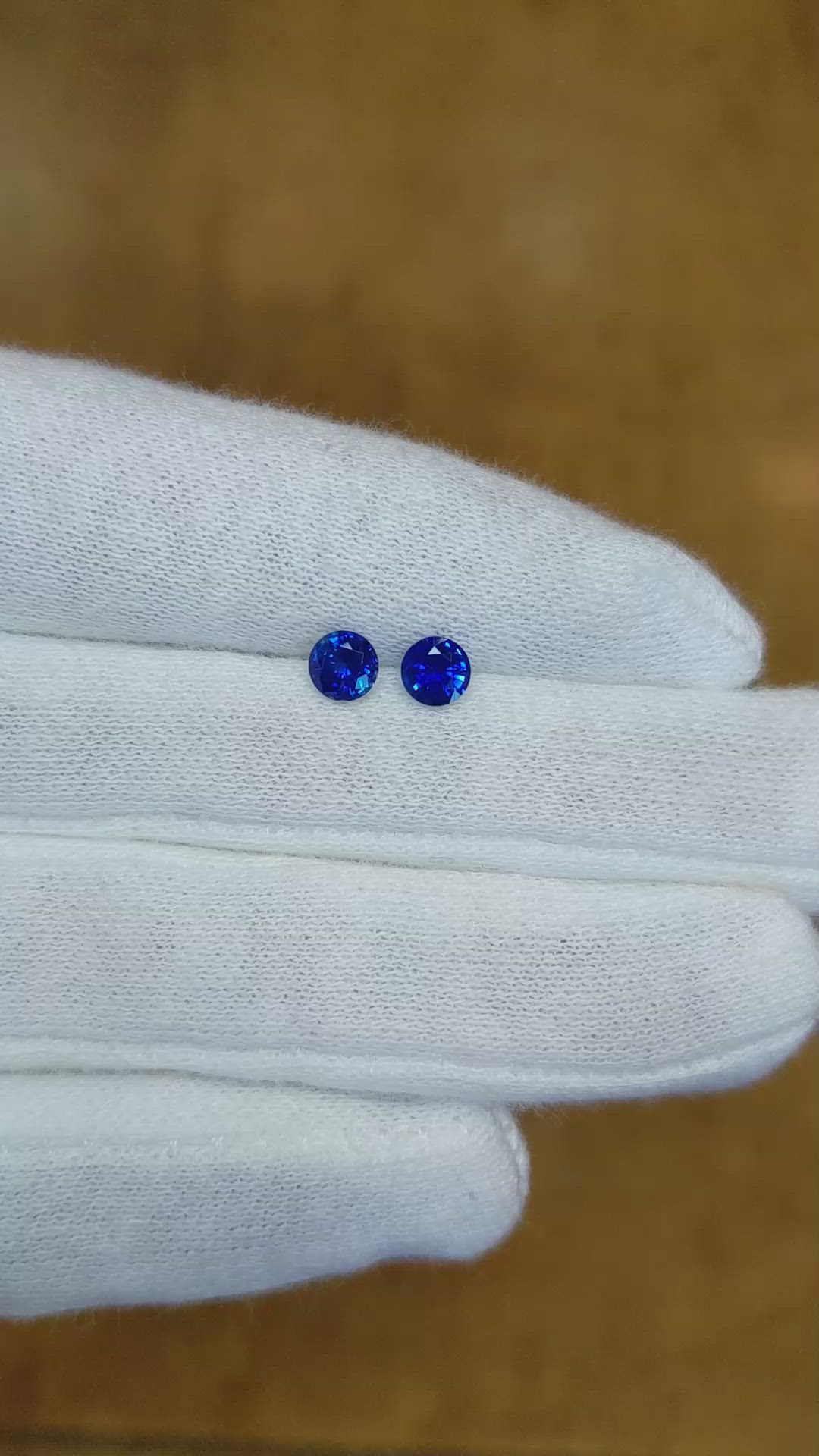 0.86 Ct.Tw.Total Carat Weight Blue Sapphire Pair from Ceylon (Sri Lanka) Size Video