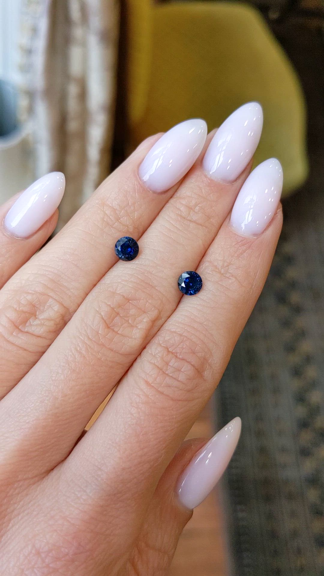 1.45&nbsp;Ct.Tw.Total Carat Weight Blue Sapphire Pair from Ceylon (Sri Lanka) Size Video