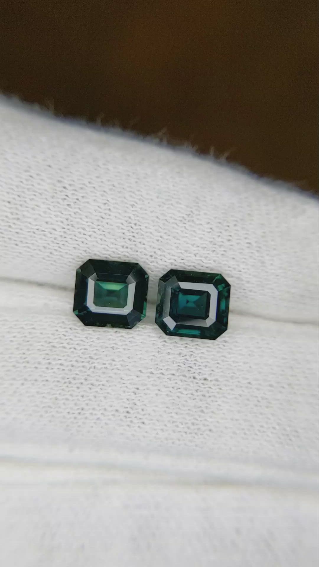 3.38&nbsp;Ct.Tw.Total Carat Weight Greenish Blue Sapphire Pair from Ceylon (Sri Lanka) Size Video