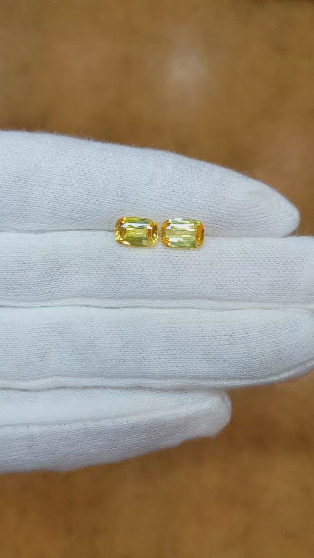 3.19 Ct.Tw.Total Carat Weight Yellow Sapphire Pair from Ceylon (Sri Lanka) Size Video