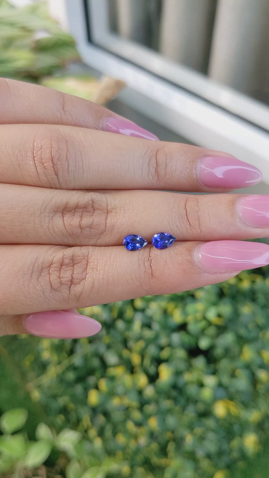 1.10 Ct.Tw.Total Carat Weight Blue Sapphire Pair from Ceylon (Sri Lanka) Size Video