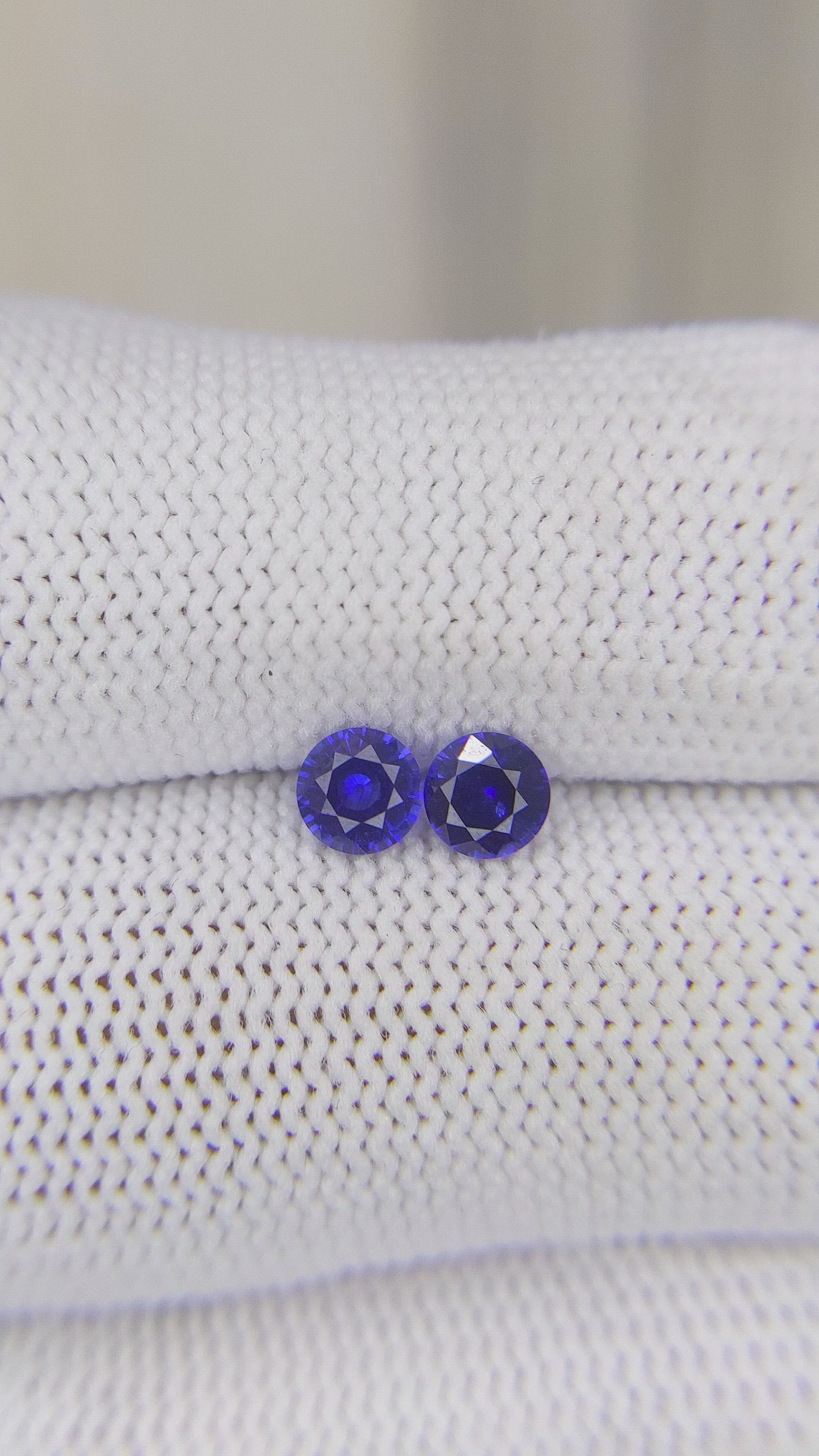 0.77 Ct.Tw.Total Carat Weight Blue Sapphire Pair from Ceylon (Sri Lanka) Size Video
