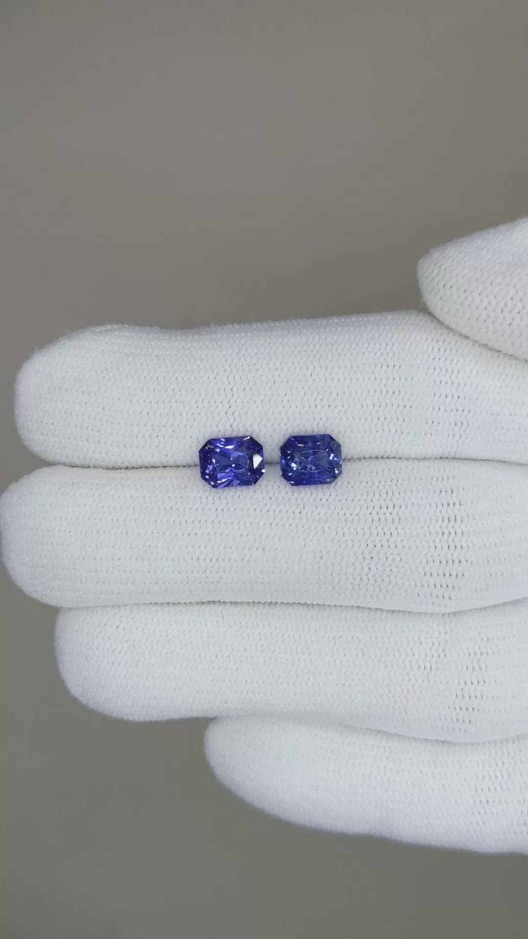 2.28&nbsp;Ct.Tw.Total Carat Weight Blue Sapphire Pair from Ceylon (Sri Lanka) Size Video