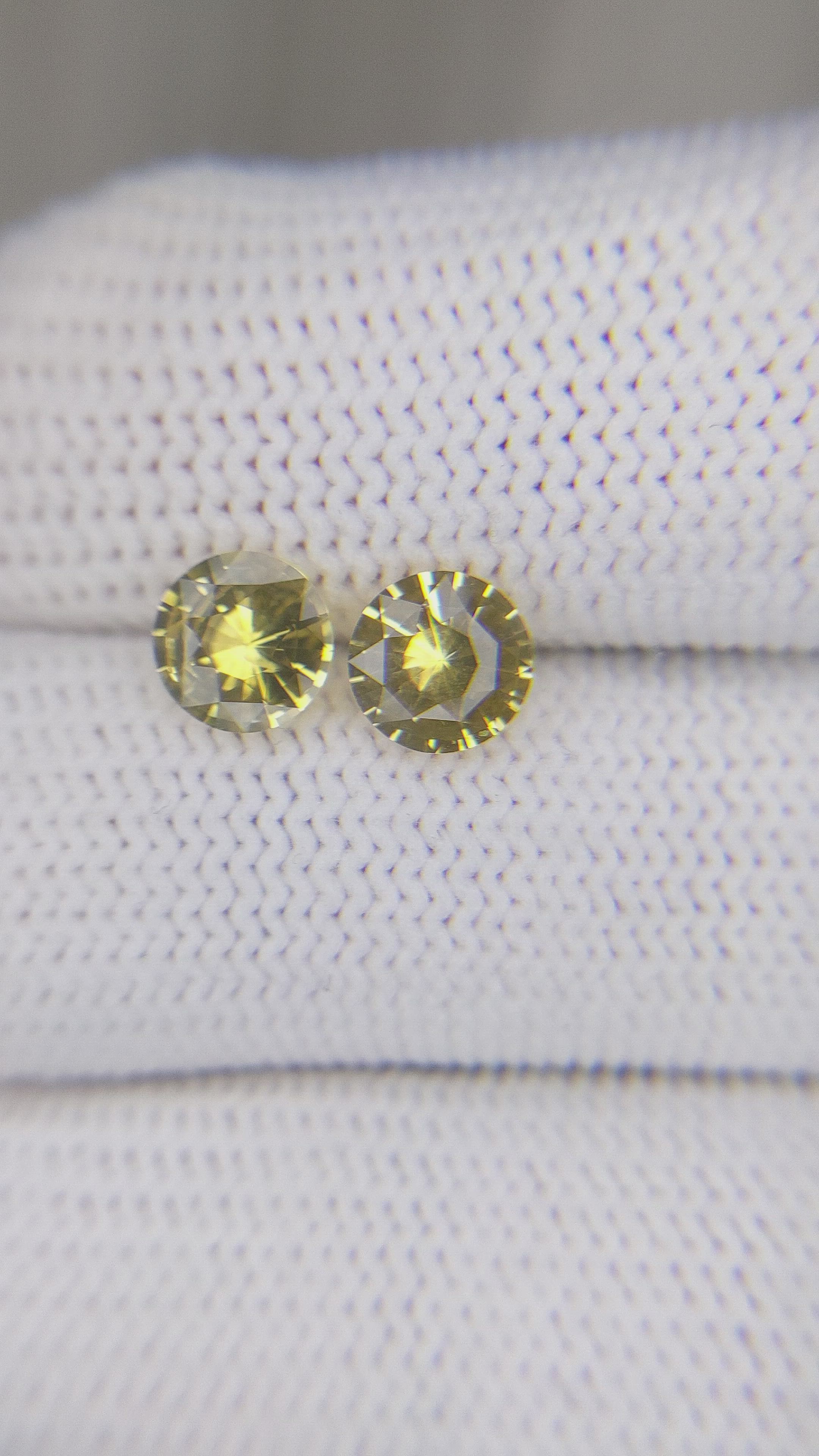 1.86 Ct.Tw.Total Carat Weight Yellow Sapphire Pair from Ceylon (Sri Lanka) Size Video
