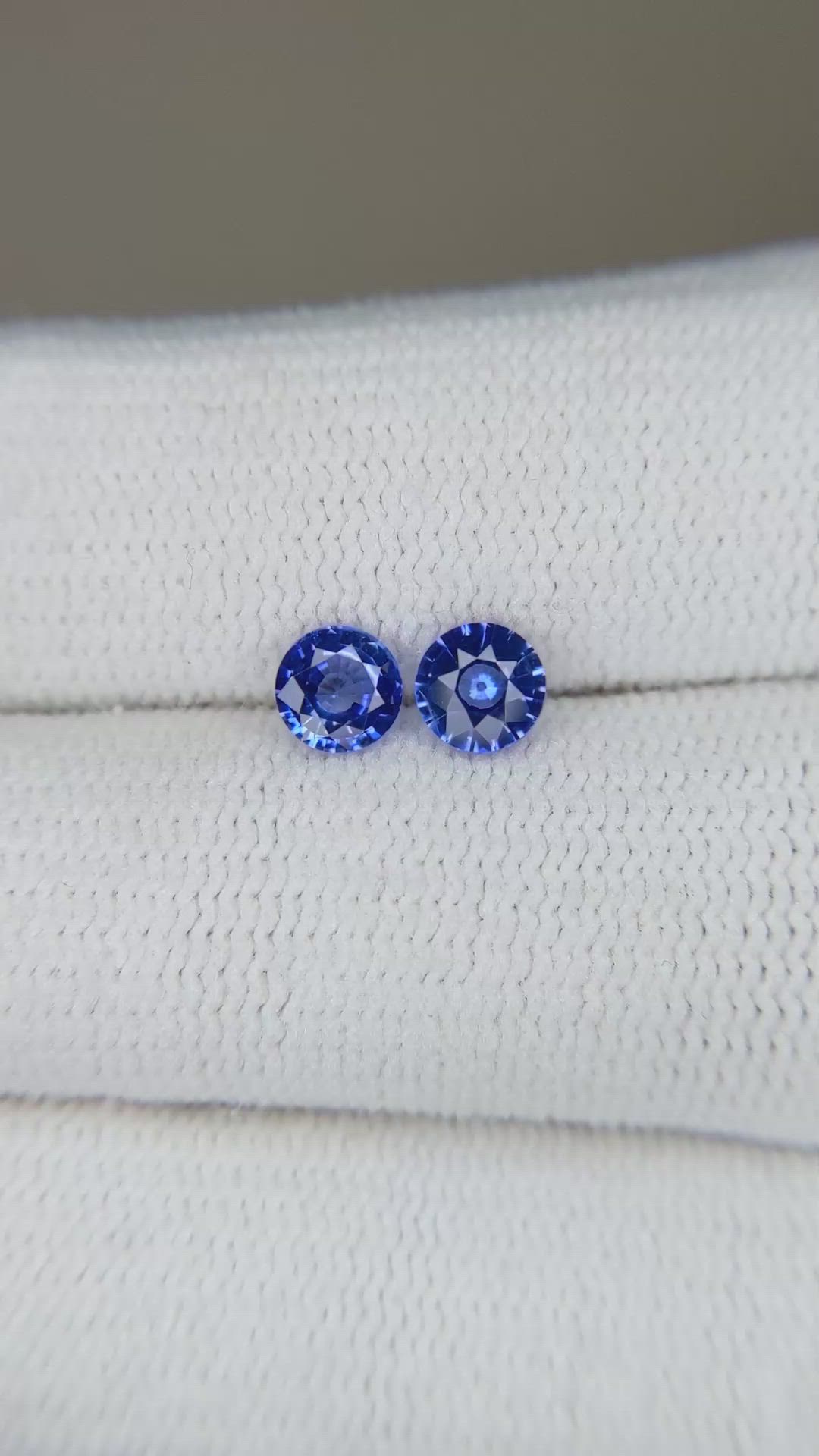 0.78&nbsp;Ct.Tw.Total Carat Weight Blue Sapphire Pair from Ceylon (Sri Lanka) Size Video