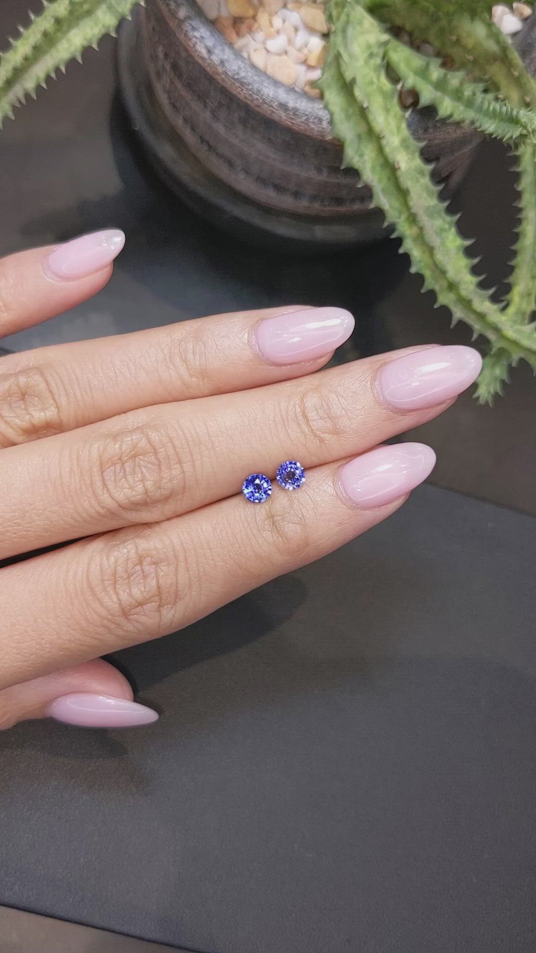 0.78&nbsp;Ct.Tw.Total Carat Weight Blue Sapphire Pair from Ceylon (Sri Lanka) Size Video