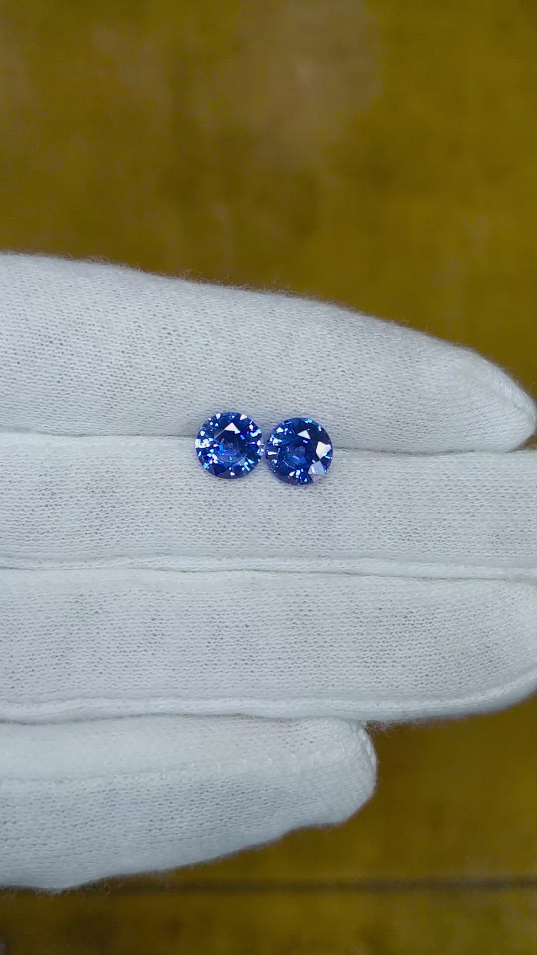 3.02 Ct.Tw.Total Carat Weight Blue Sapphire Pair from Ceylon (Sri Lanka) Size Video