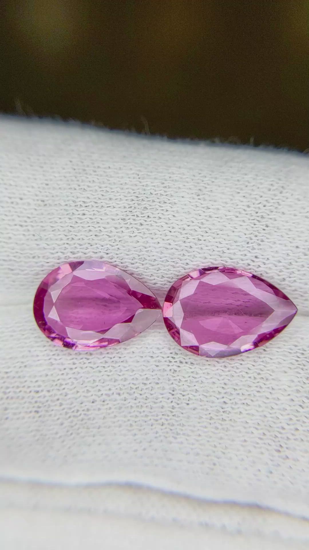4.98&nbsp;Ct.Tw.Total Carat Weight Purplish Pink Sapphire Pair from Ceylon (Sri Lanka) Size Video