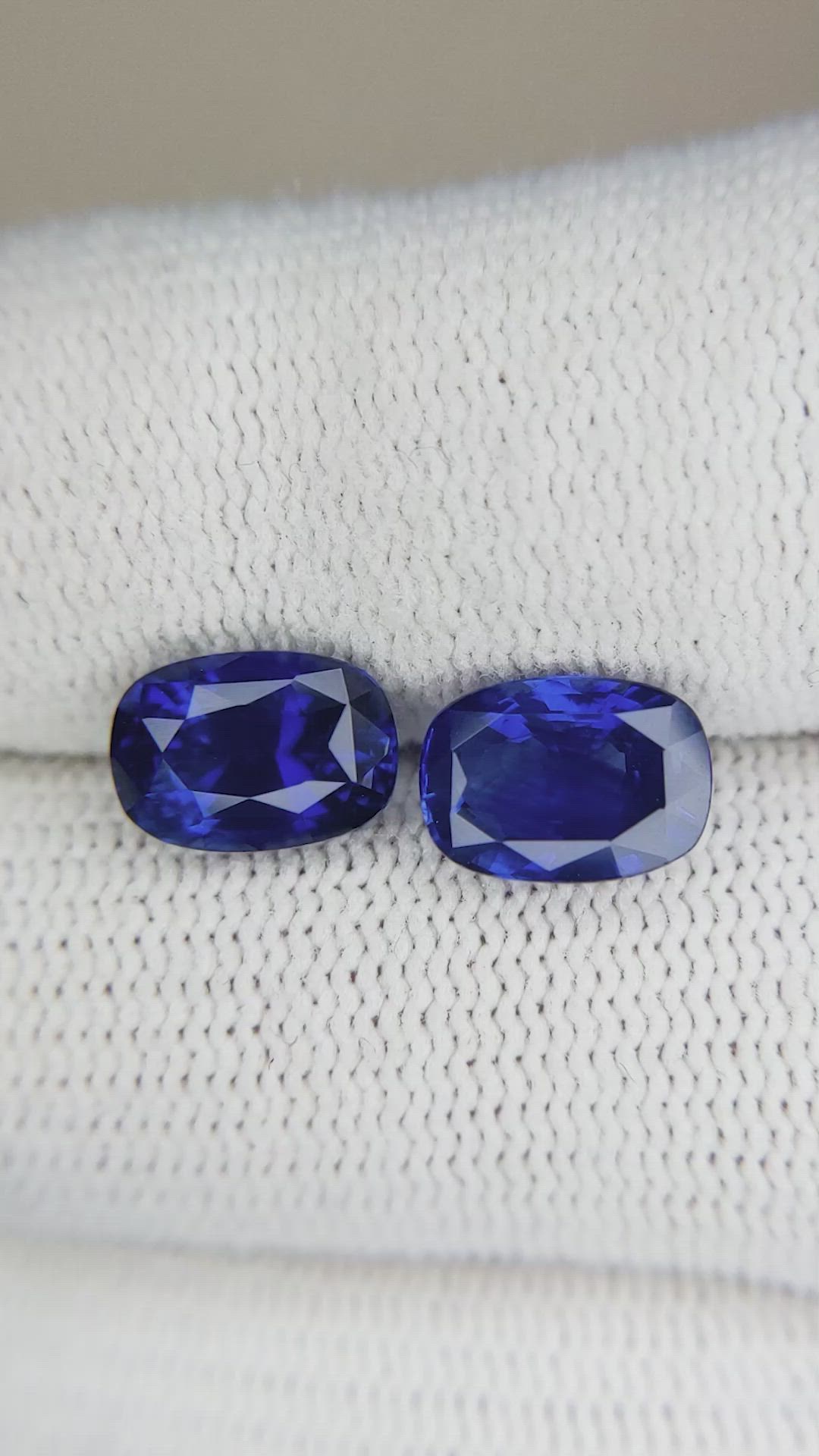 4.38 Ct.Tw.Total Carat Weight Blue Sapphire Pair from Ceylon (Sri Lanka) Size Video