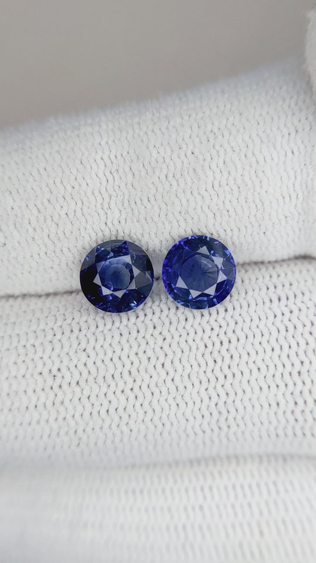 2.72 Ct.Tw.Total Carat Weight Blue Sapphire Pair from Ceylon (Sri Lanka) Size Video