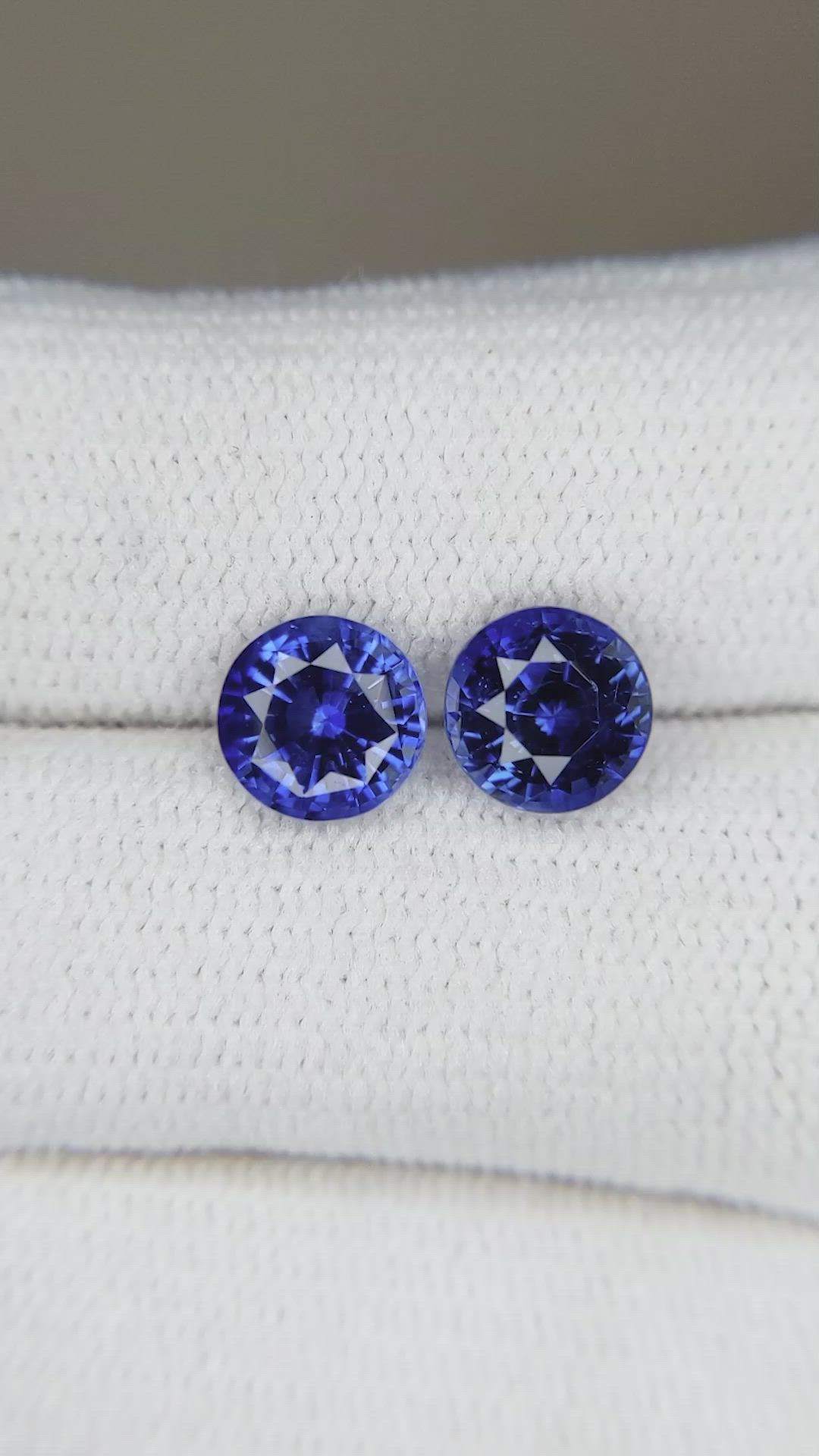 2.86 Ct.Tw.Total Carat Weight Blue Sapphire Pair from Ceylon (Sri Lanka) Size Video