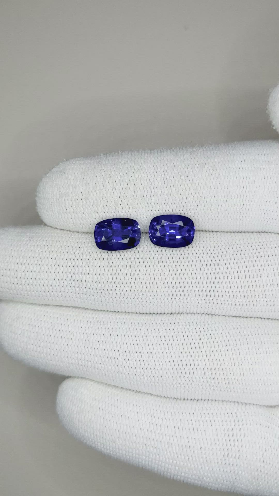 5.24 Ct.Tw.Total Carat Weight Blue Sapphire Pair from Ceylon (Sri Lanka) Size Video