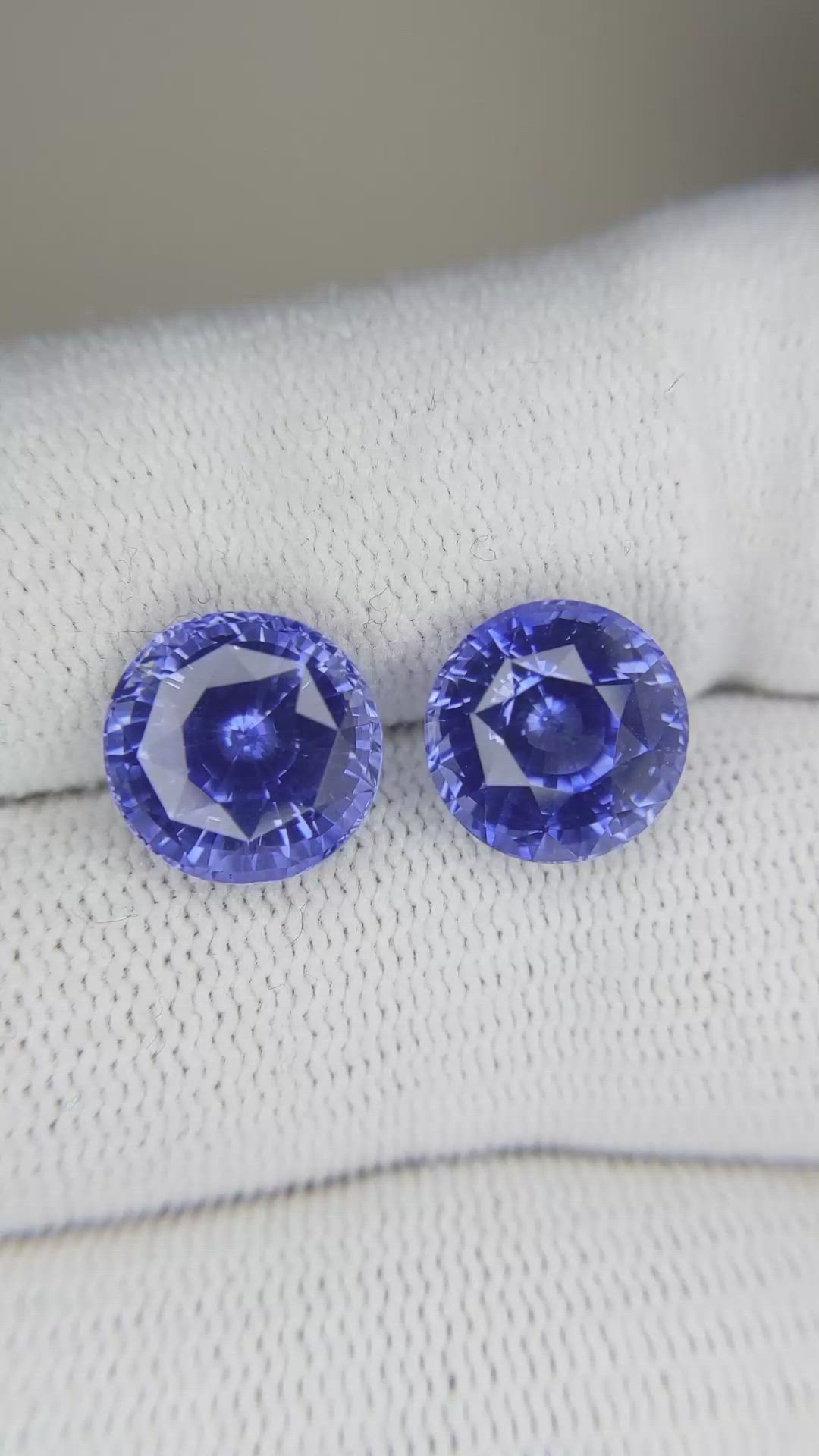 10.12&nbsp;Ct.Tw.Total Carat Weight Blue Sapphire Pair from Ceylon (Sri Lanka) Size Video