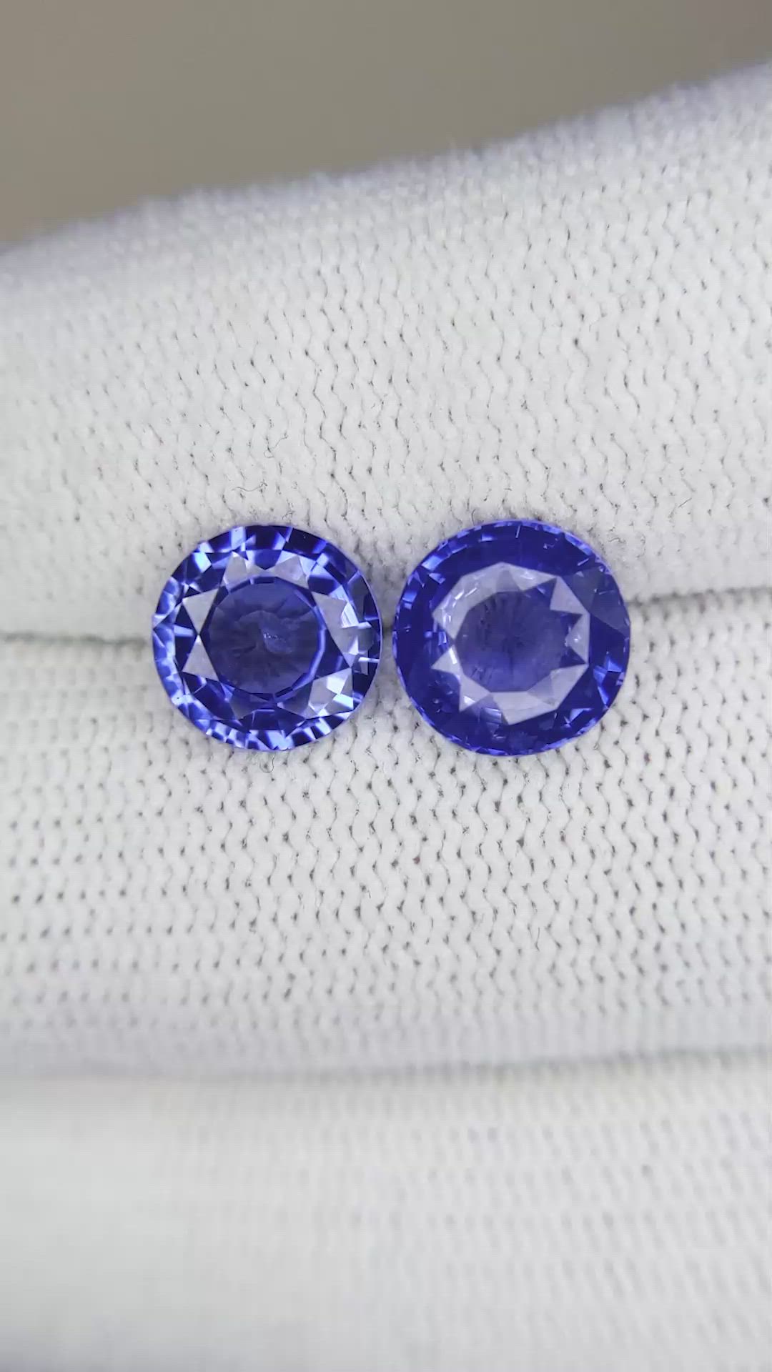 4.58 Ct.Tw.Total Carat Weight Blue Sapphire Pair from Ceylon (Sri Lanka) Size Video