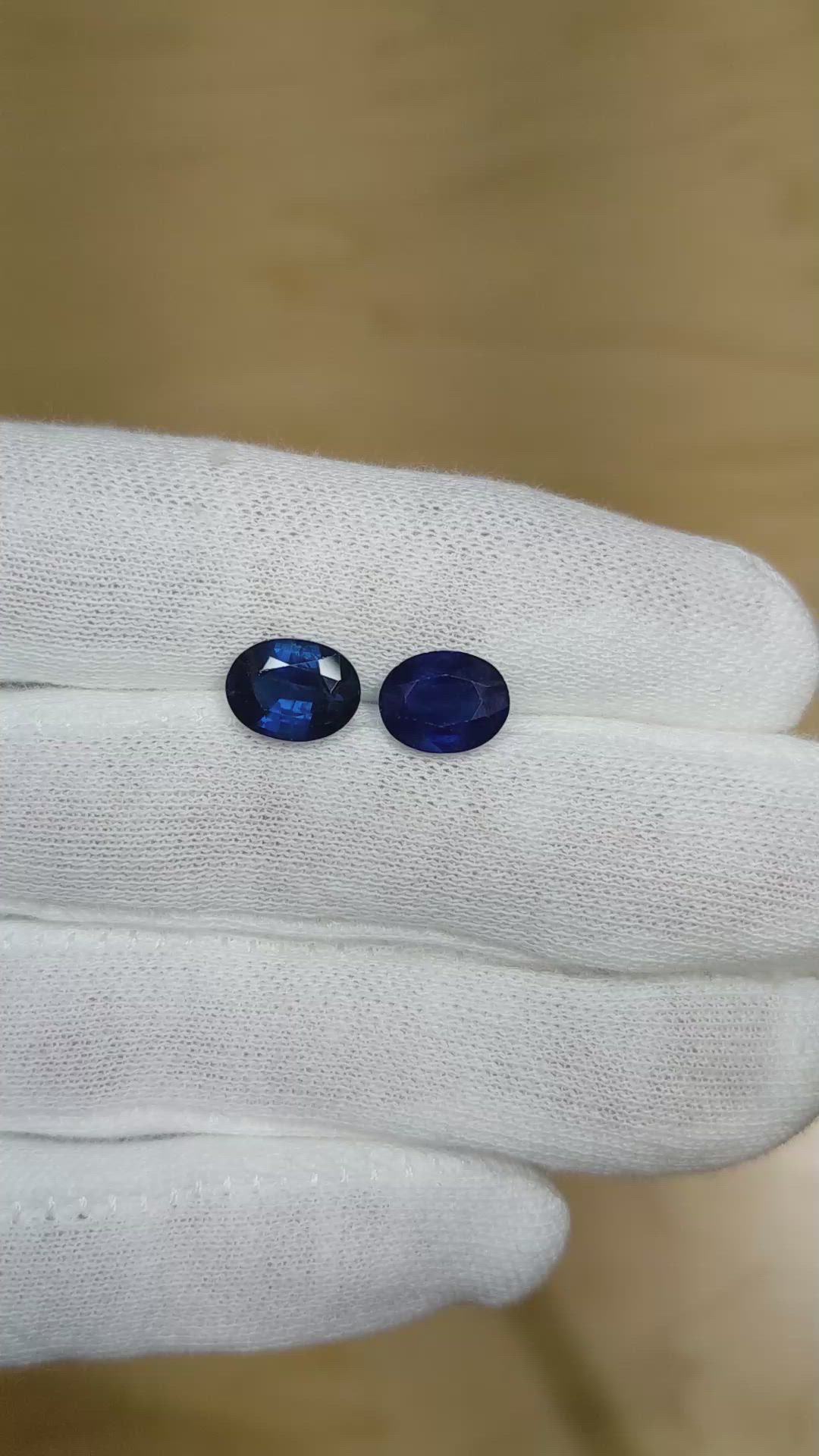 4.37&nbsp;Ct.Tw.Total Carat Weight Blue Sapphire Pair from Ceylon (Sri Lanka) Size Video